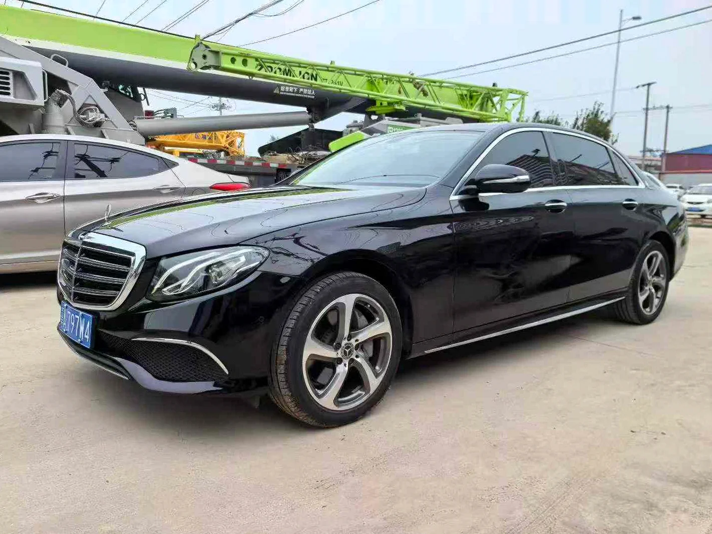 19年奔驰E300L 行政立标