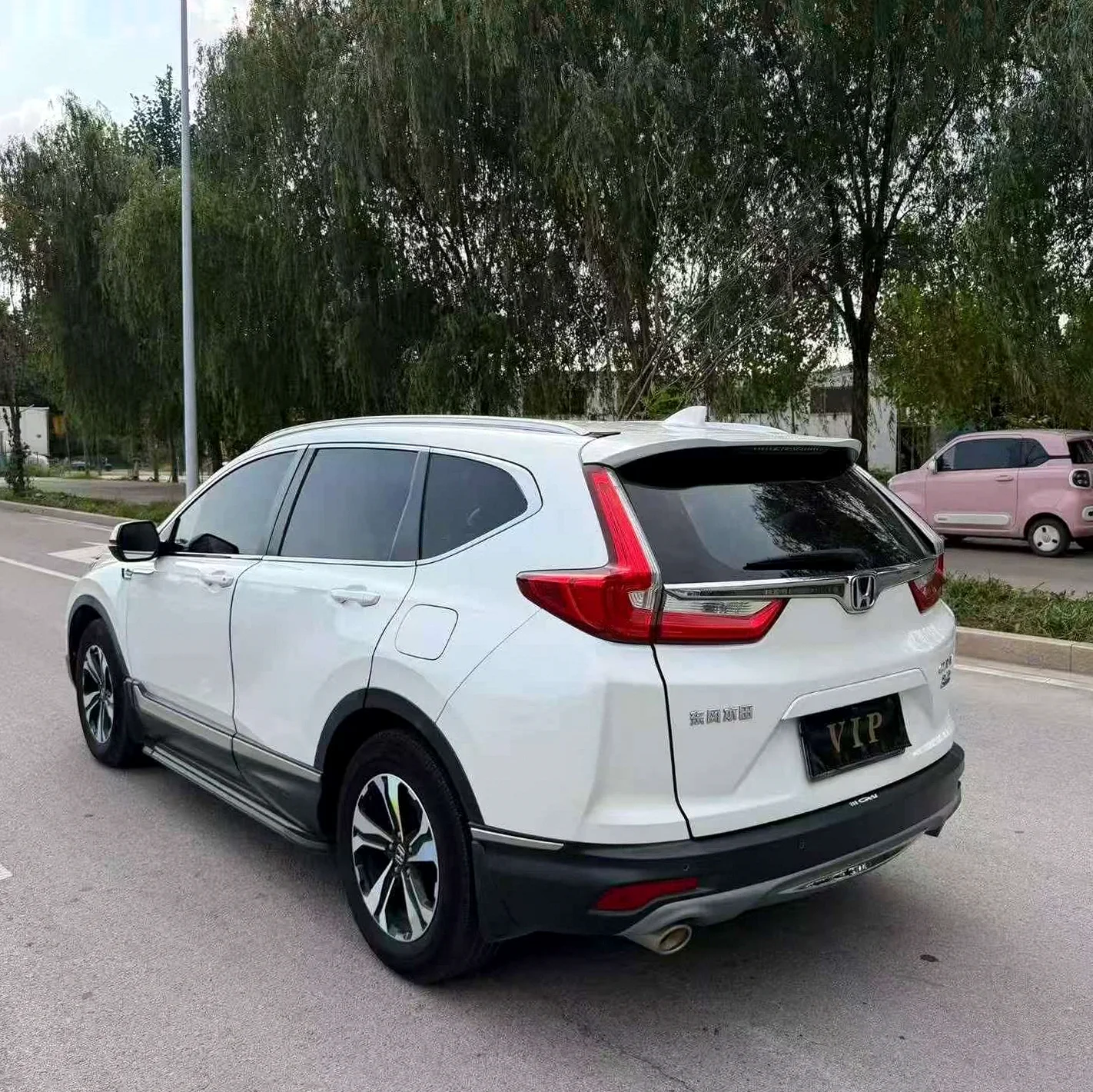 本田CRV 后面外观二