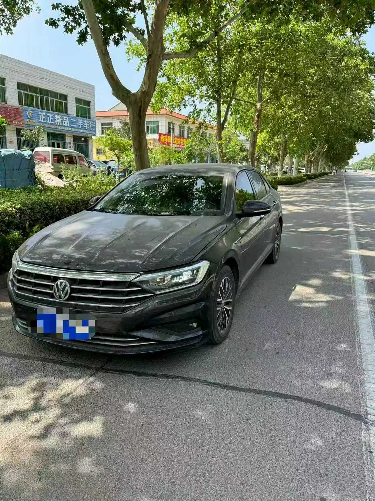 大众速腾 正面外观二