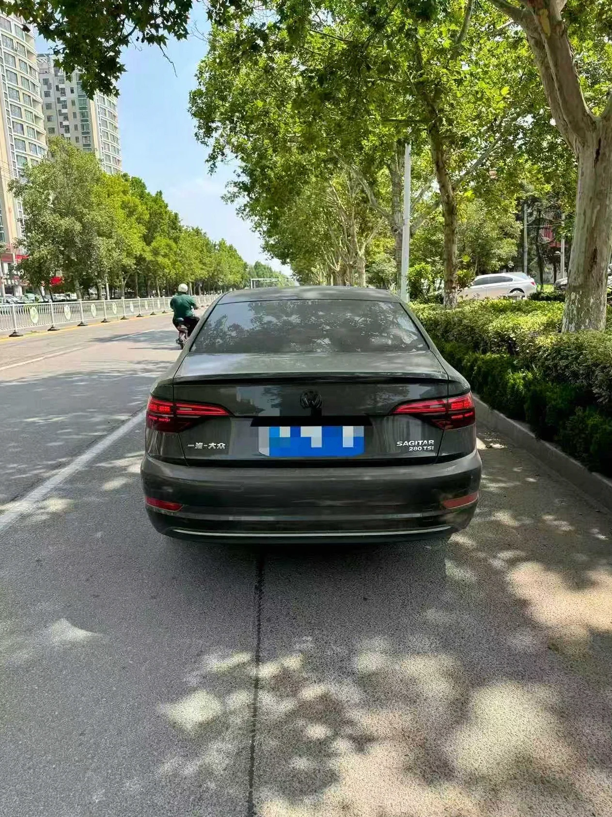 大众速腾 后面外观一