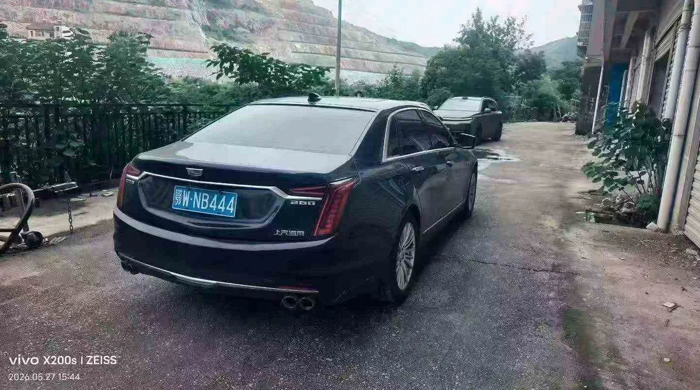 凯迪拉克CT6 正面外观三