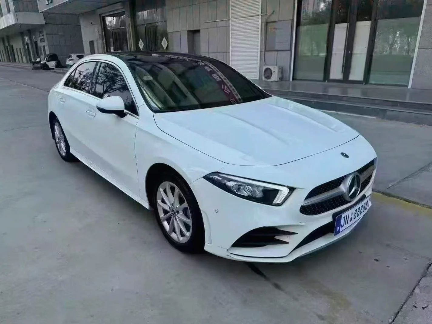 21年奔驰A200L豪华动感型