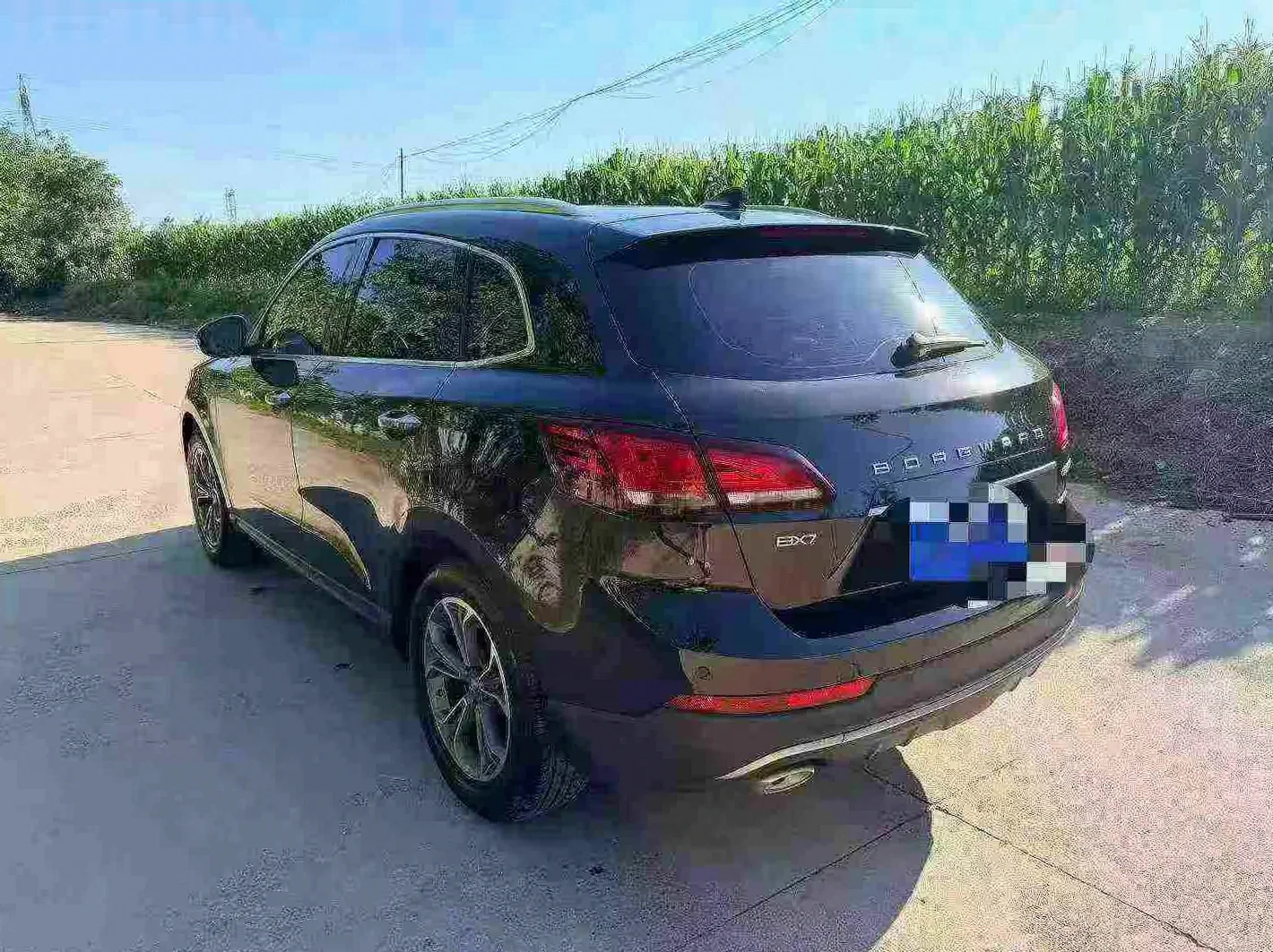 宝沃BX7 后面外观三