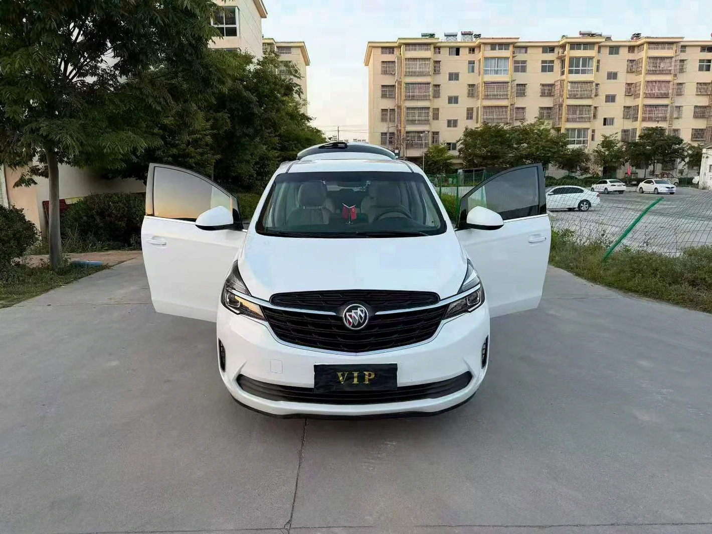 别克GL8 驾驶室