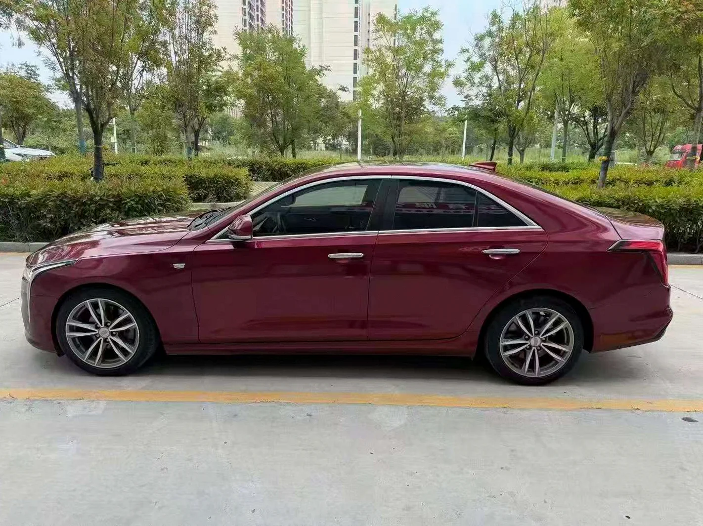 凯迪拉克CT4 后面外观三