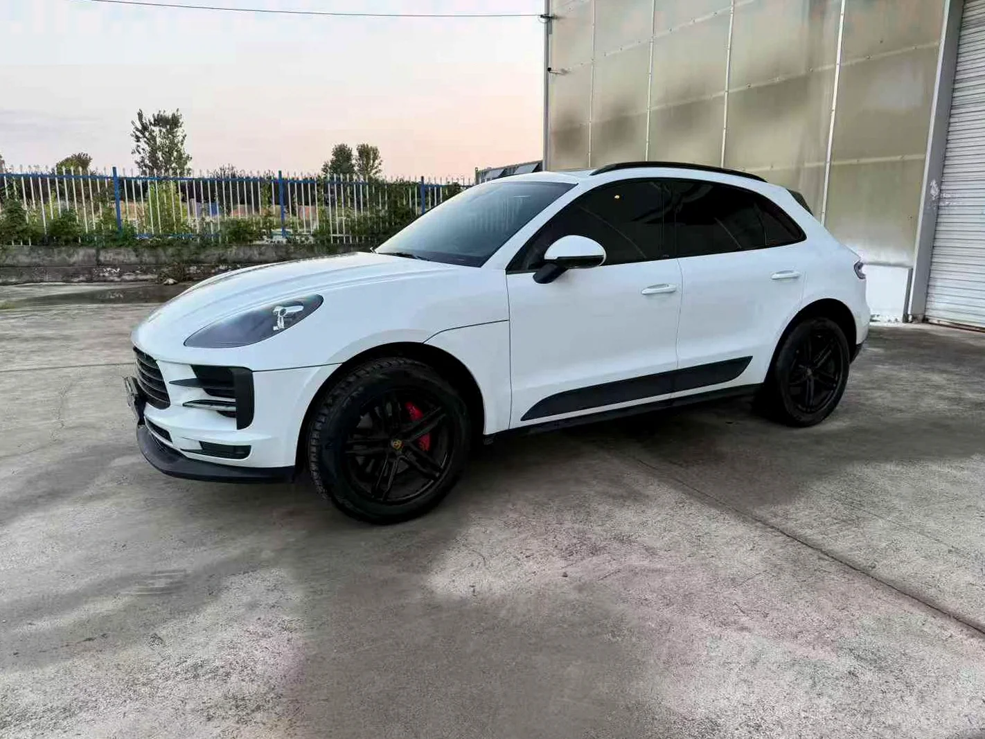 保时捷Macan 正面外观三