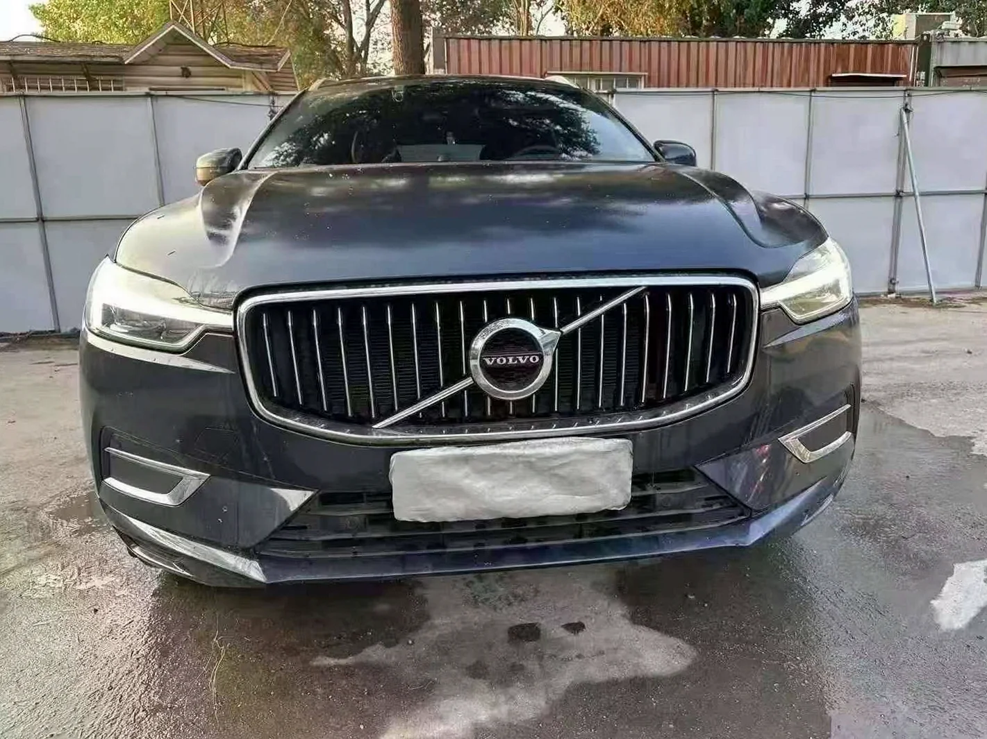 沃尔沃XC60 正面外观二