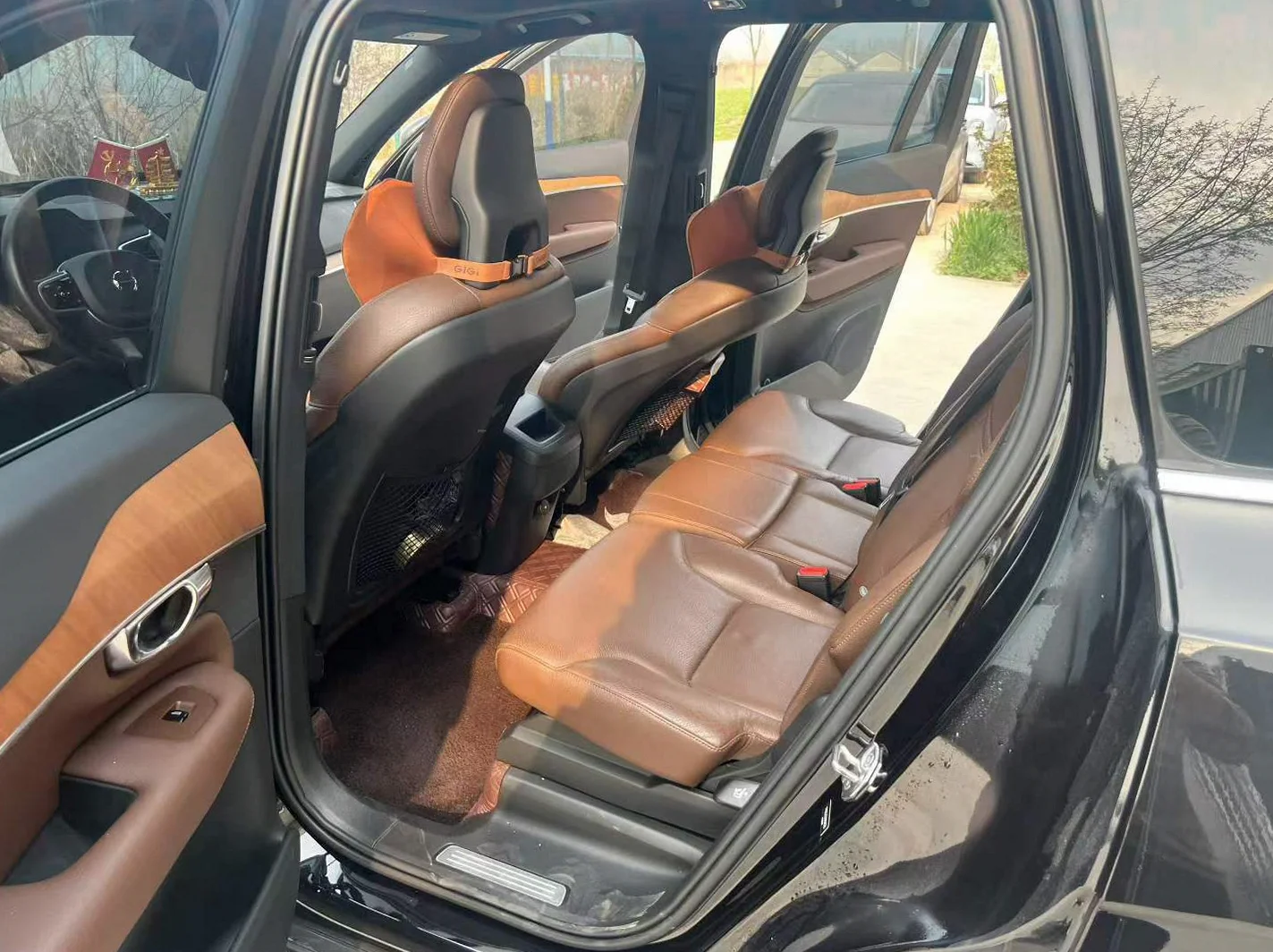 沃尔沃XC90 后面外观三