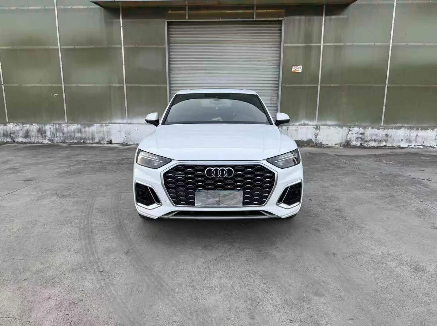 准22年奥迪Q5L 2.0T四驱顶配