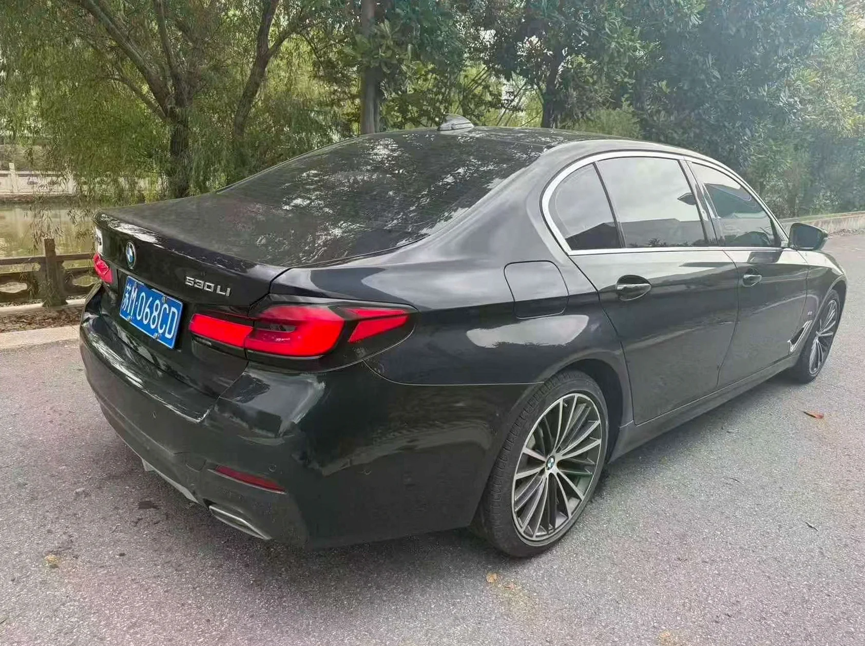 宝马5系 后面外观三