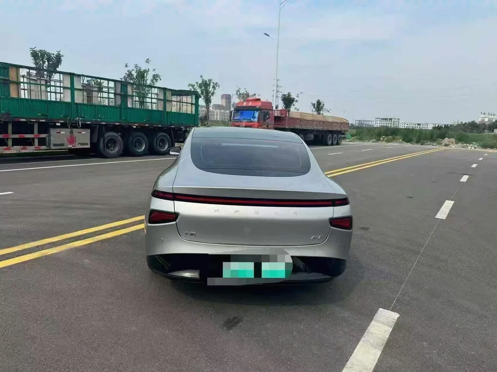 小鹏汽车p7 驾驶室