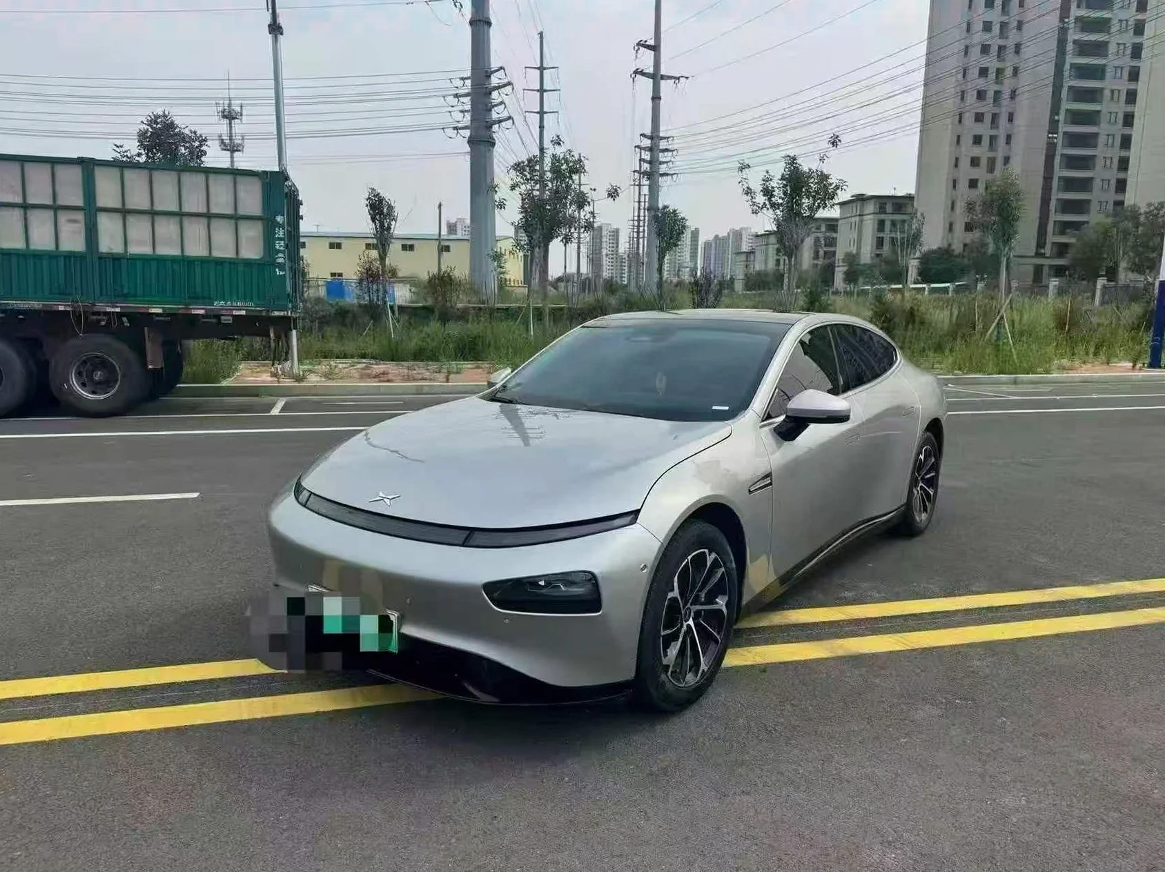 小鹏汽车p7 后面外观二