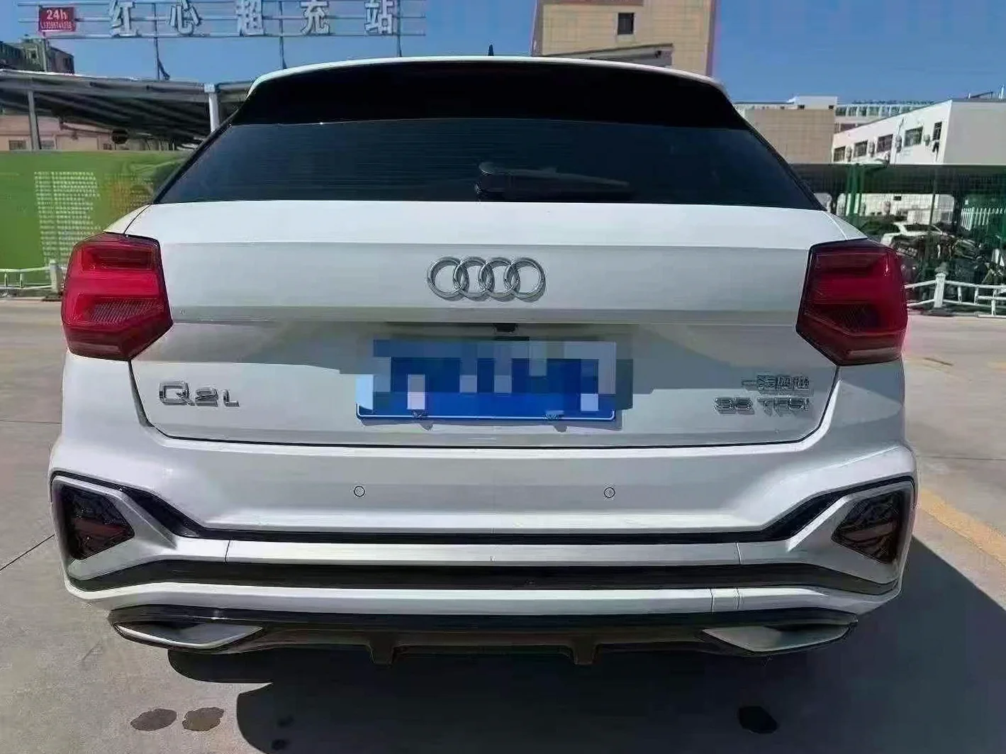 奥迪Q2 后面外观二