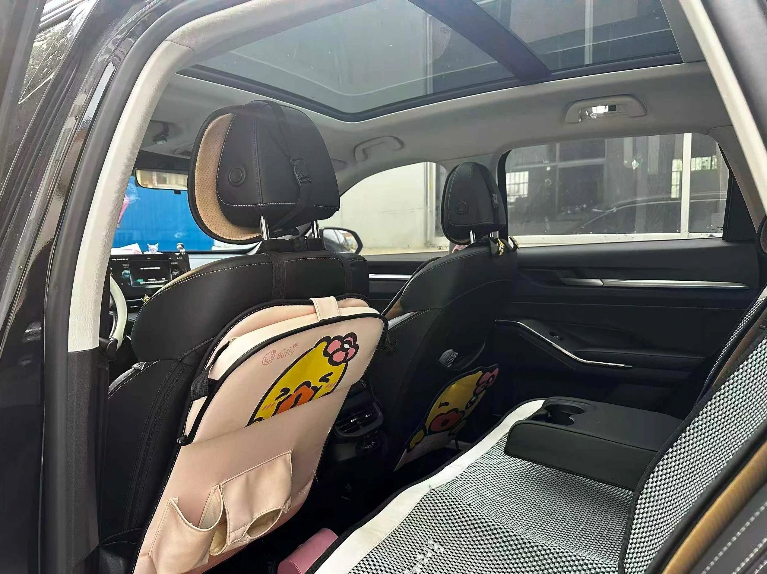 哈弗H6 后面外观三
