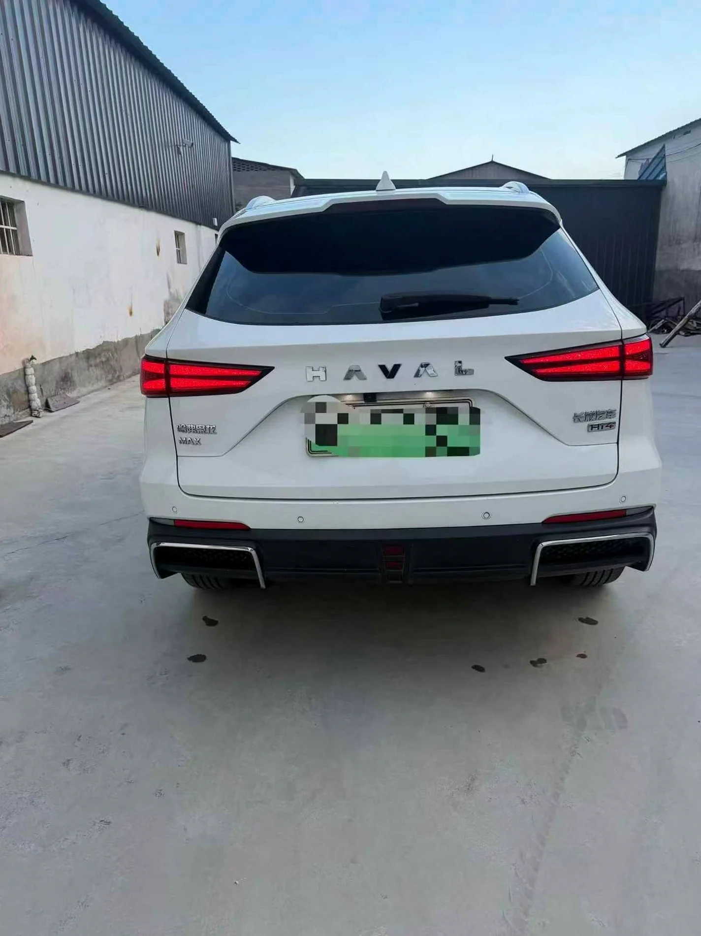 哈弗枭龙 正面外观三