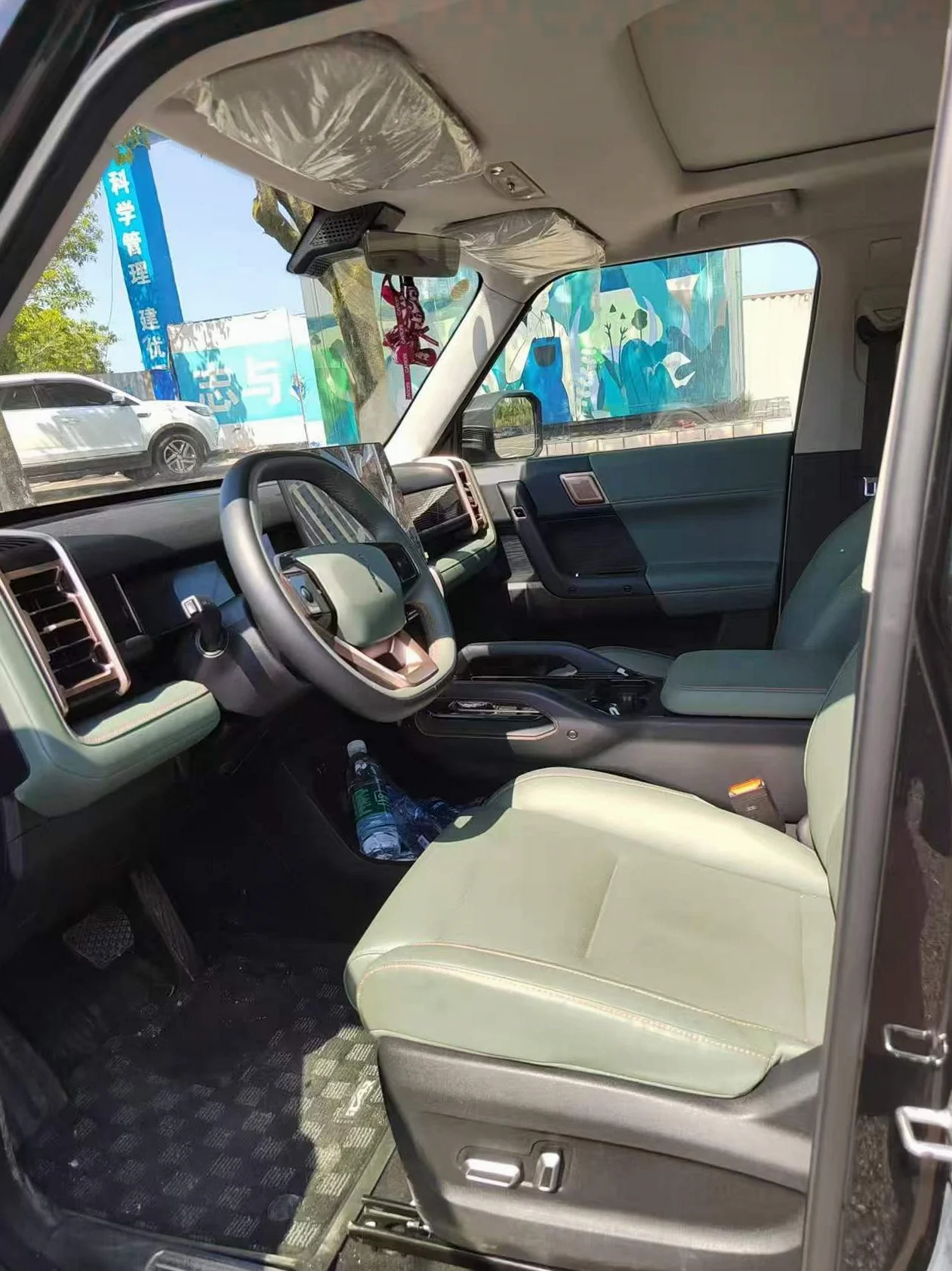 奇瑞ICAR 后面外观三