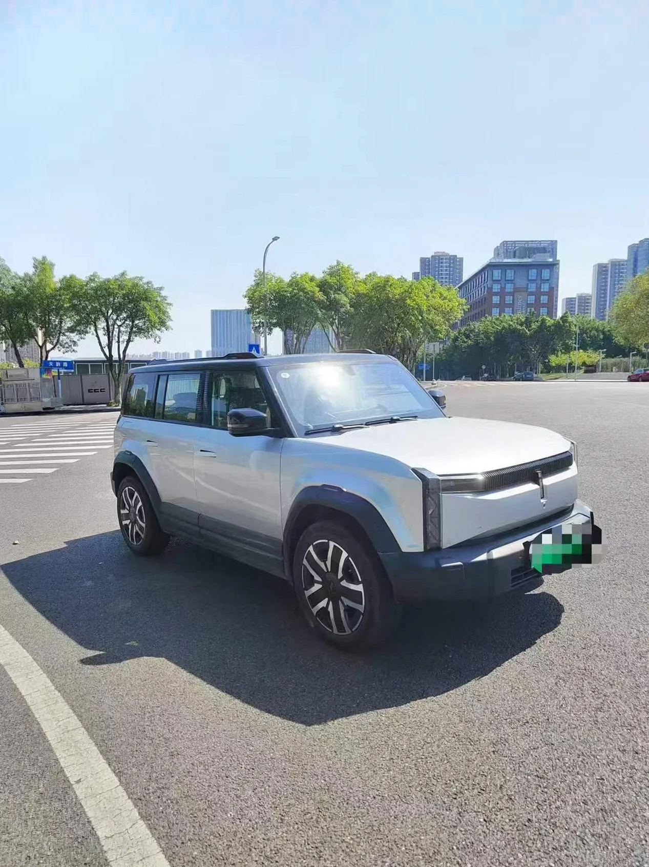 奇瑞ICAR 正面外观三