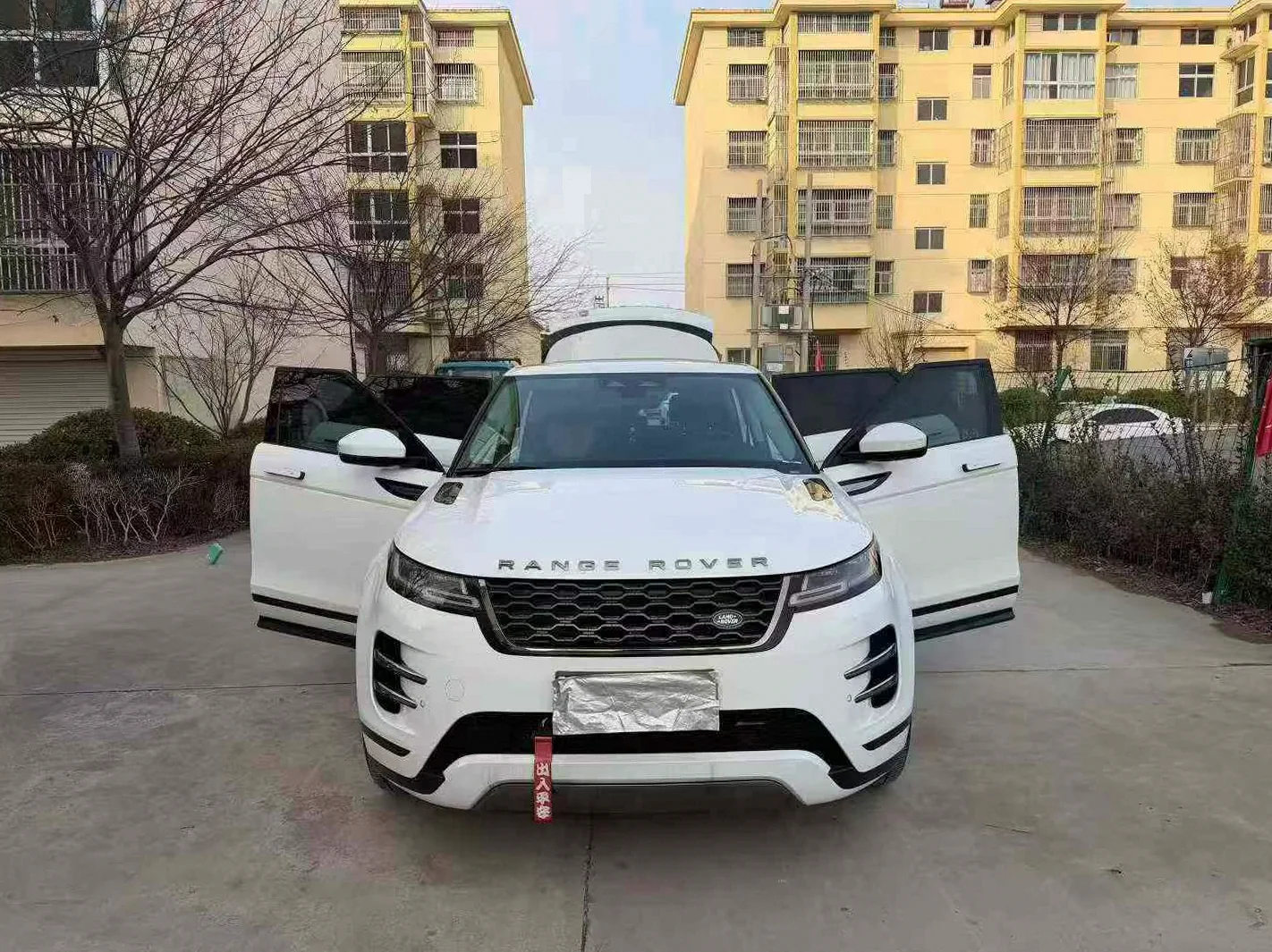 路虎极光 驾驶室