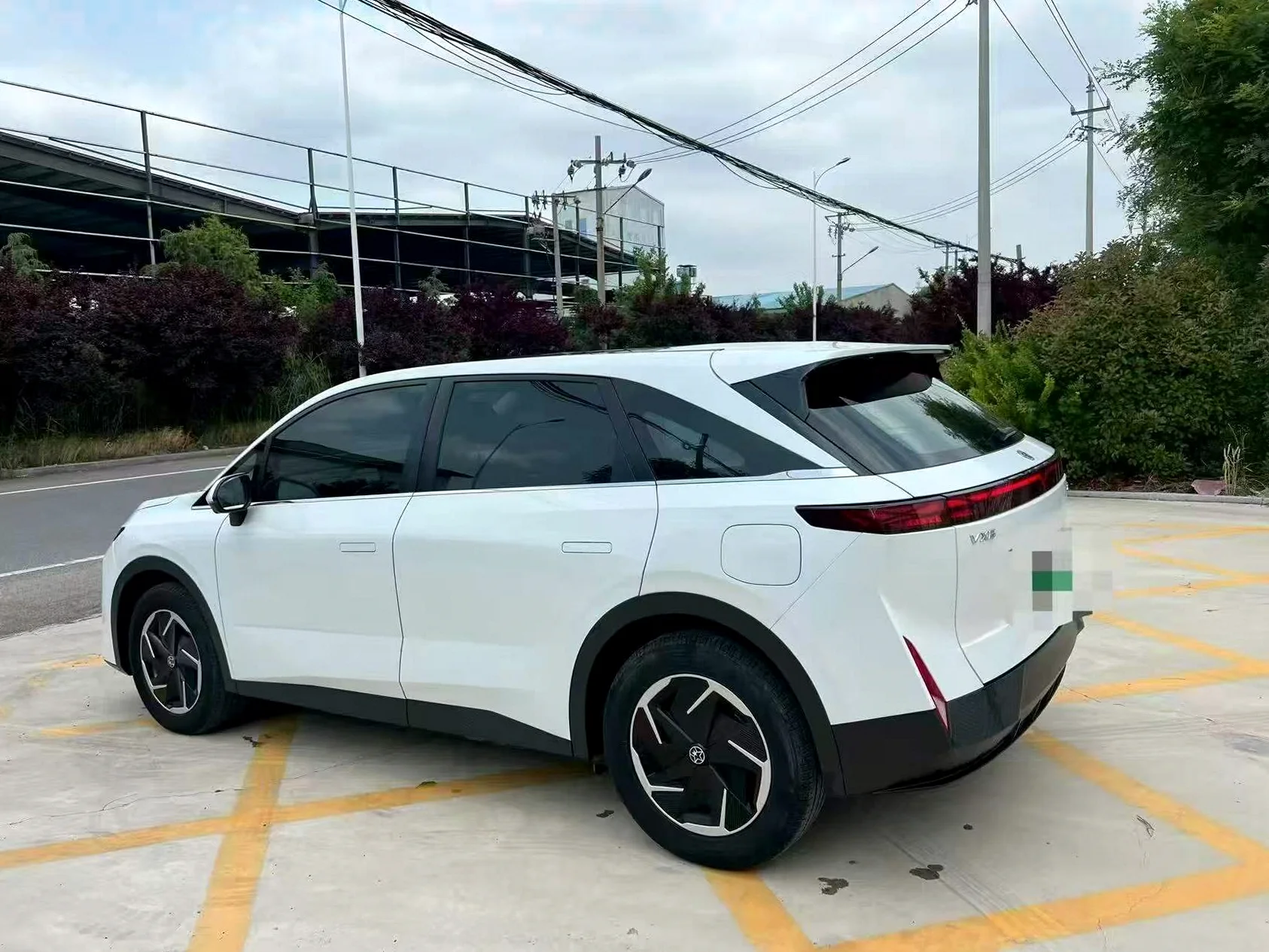 启辰VX6 后面外观一