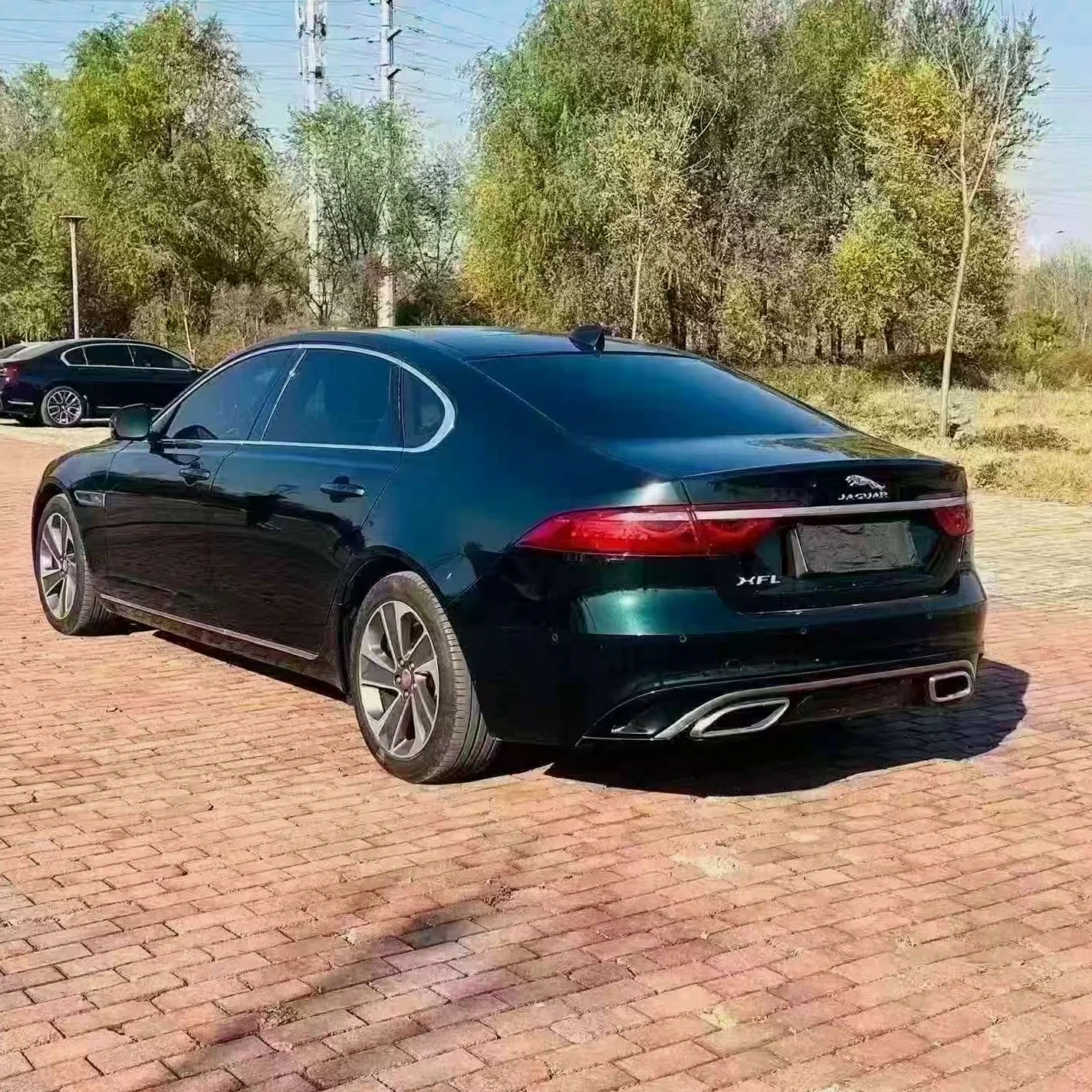 捷豹XFL 后面外观一