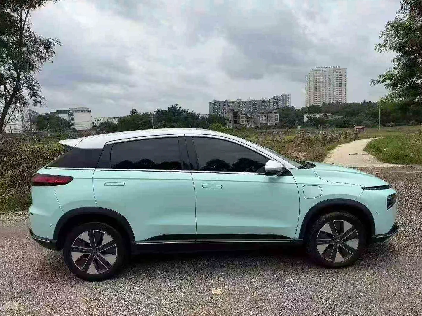 小鹏汽车G3 正面外观二