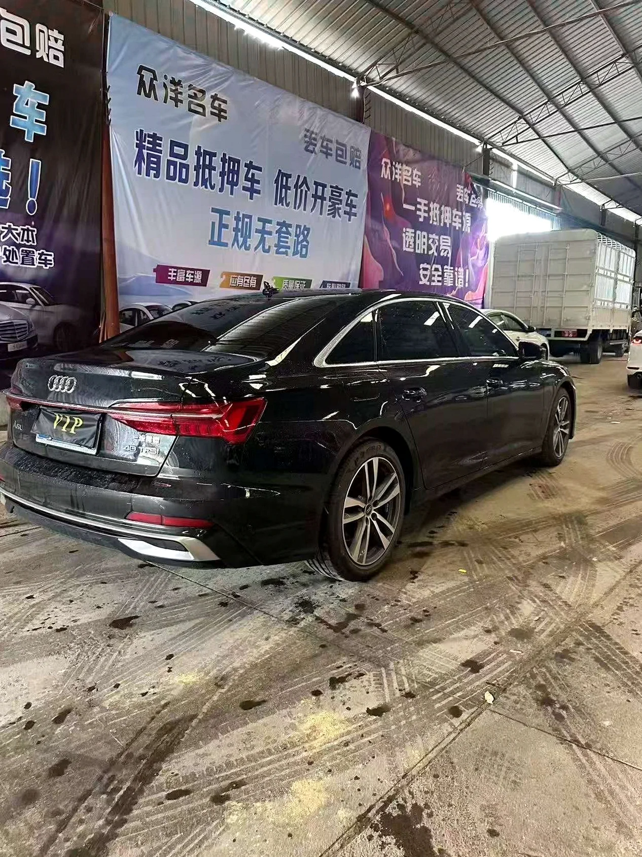 奥迪A6L 驾驶室