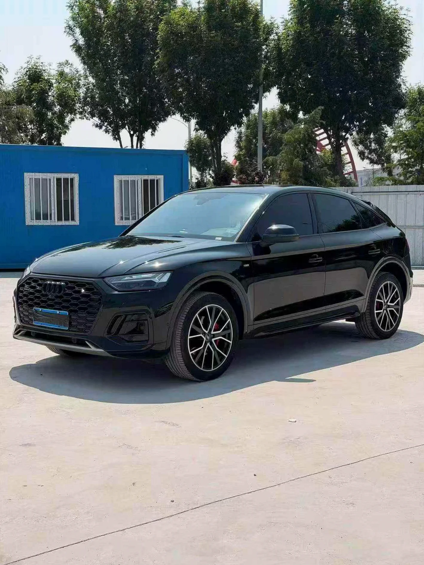 奥迪Q5 正面外观三