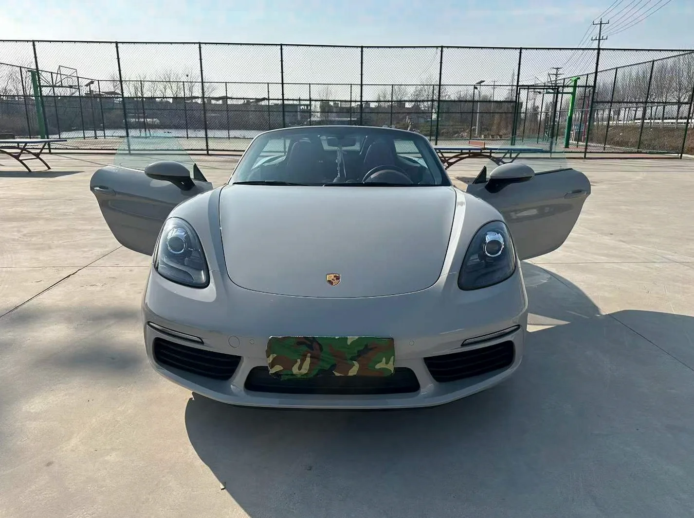 保时捷Boxster 内饰后排