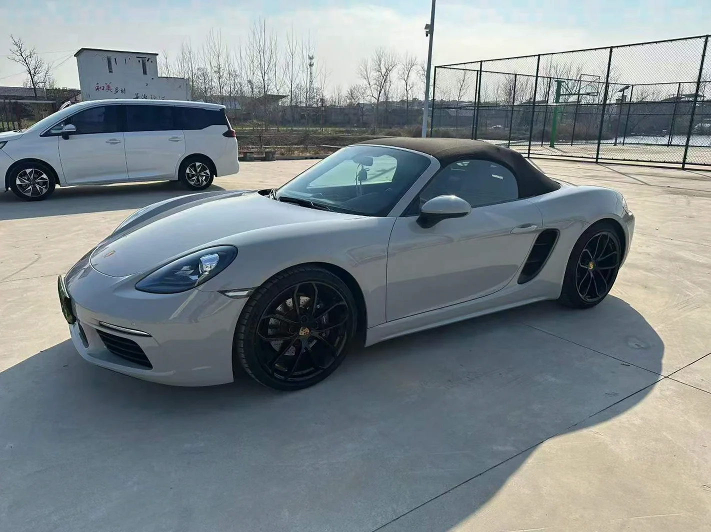 保时捷Boxster 正面外观三