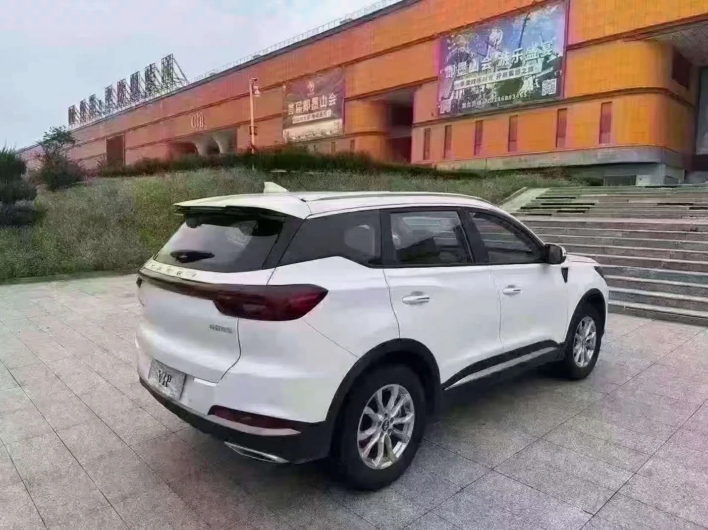奇瑞瑞虎 驾驶室