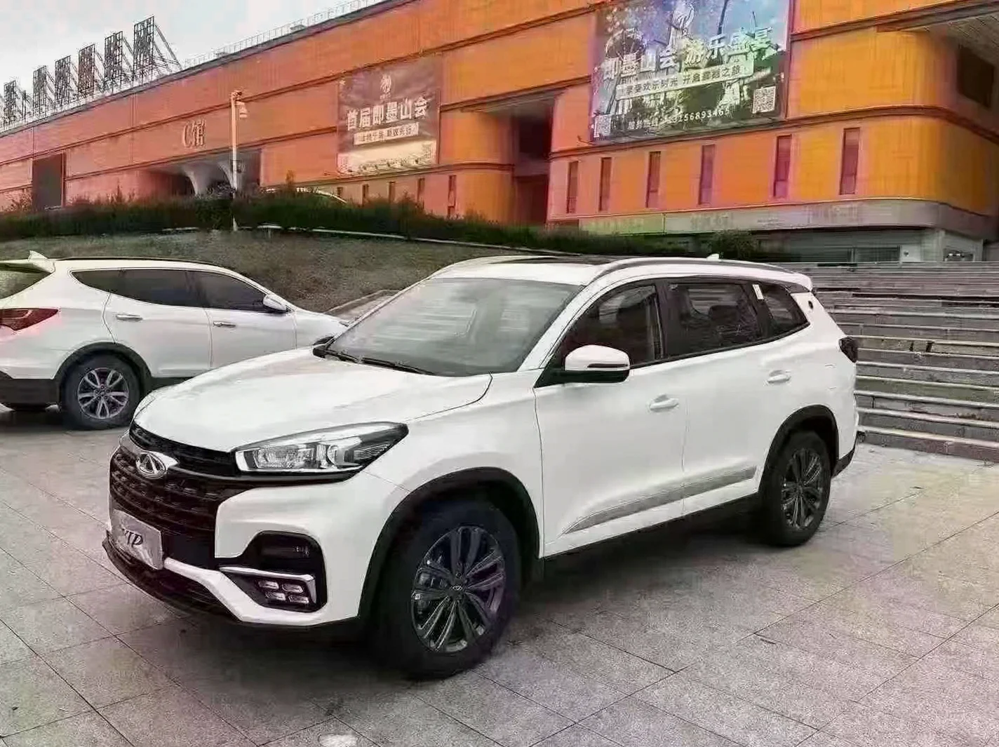 奇瑞瑞虎 正面外观三