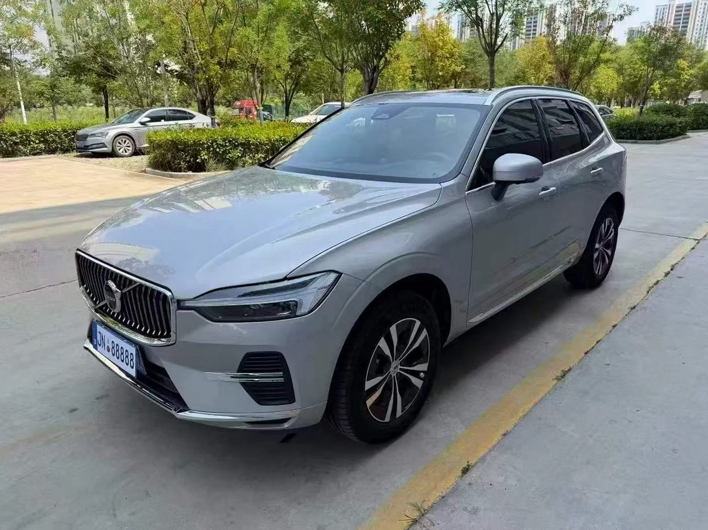 沃尔沃XC60 正面外观三