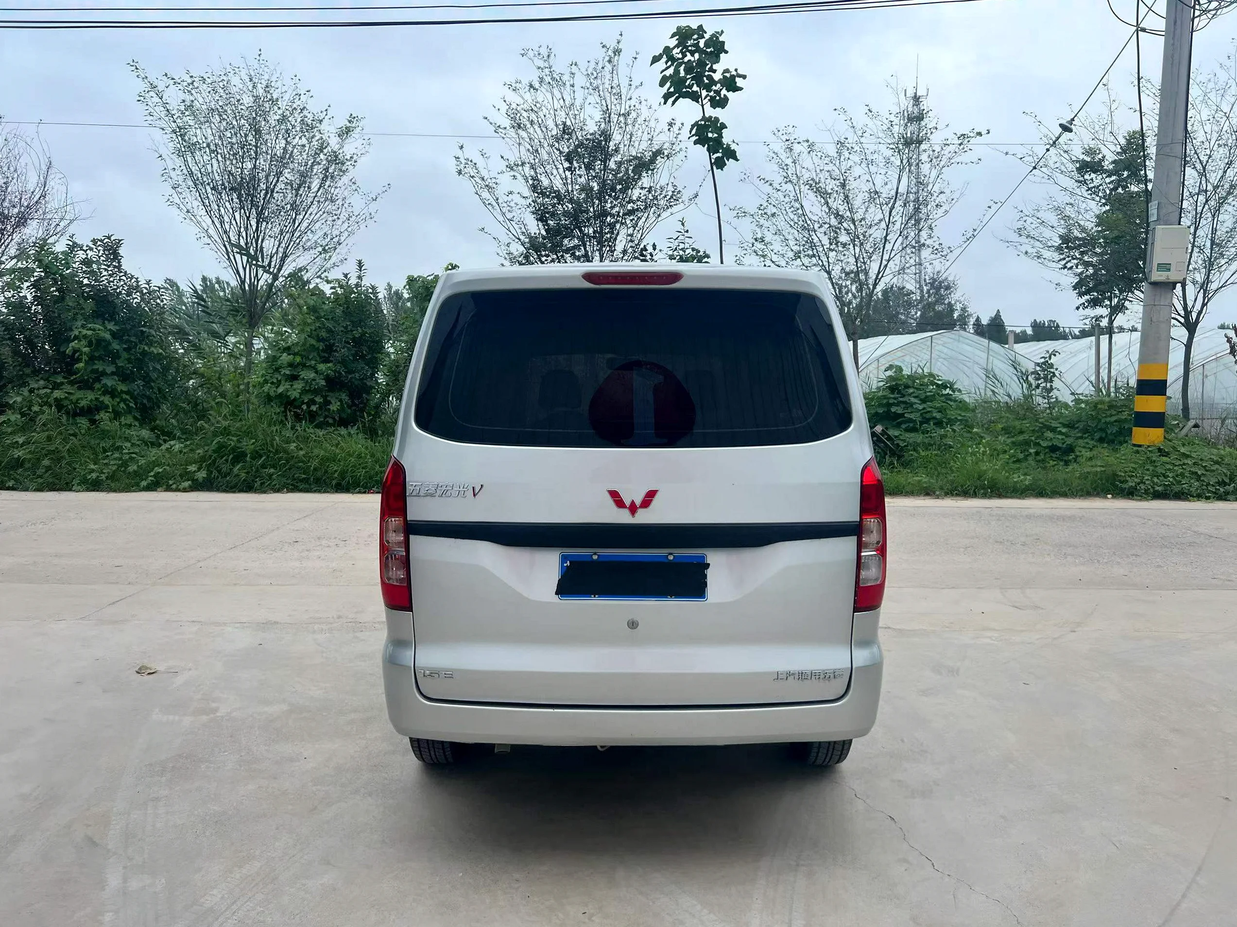 五菱汽车宏光 后面外观一