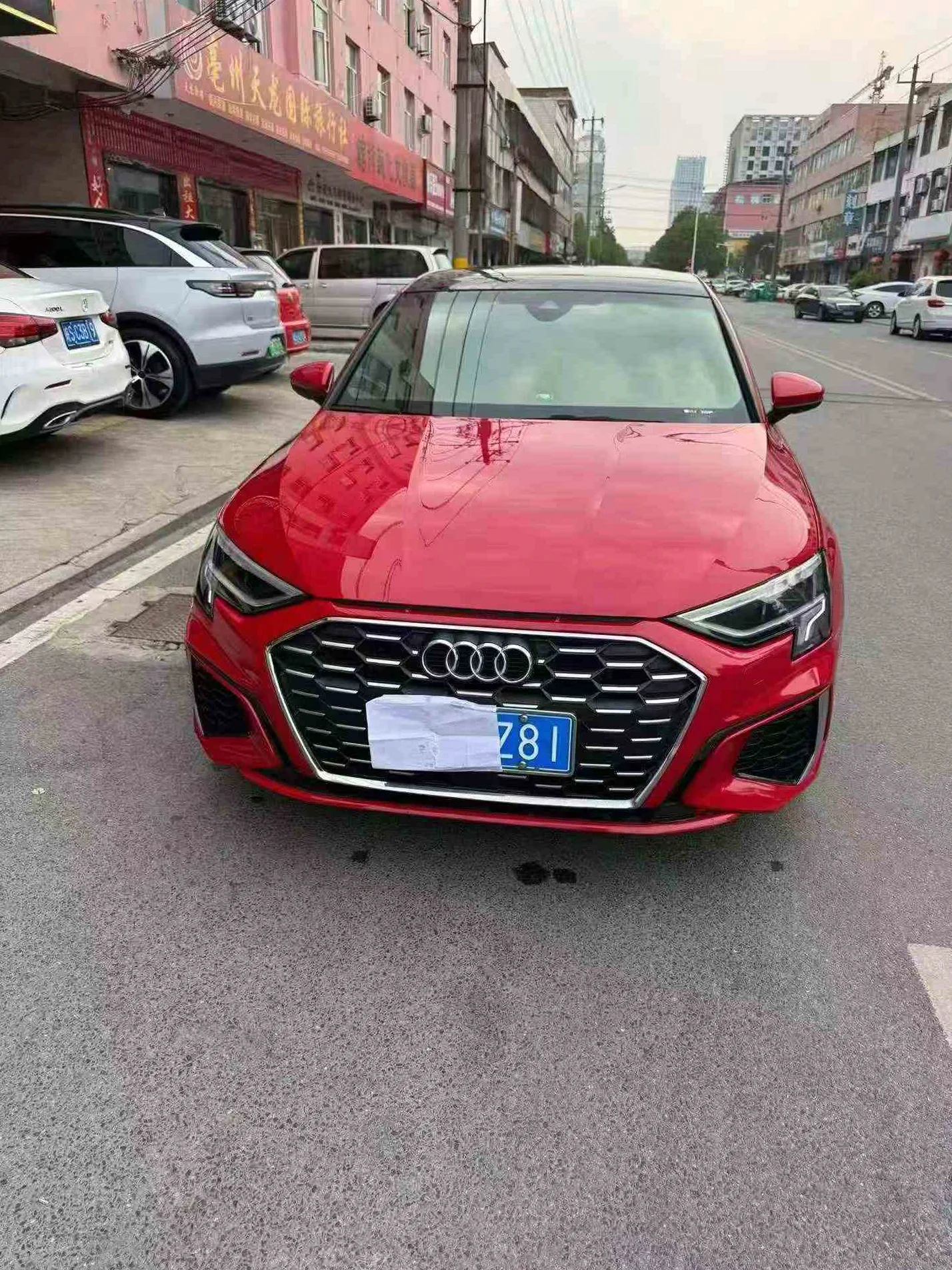 奥迪A3 正面外观二