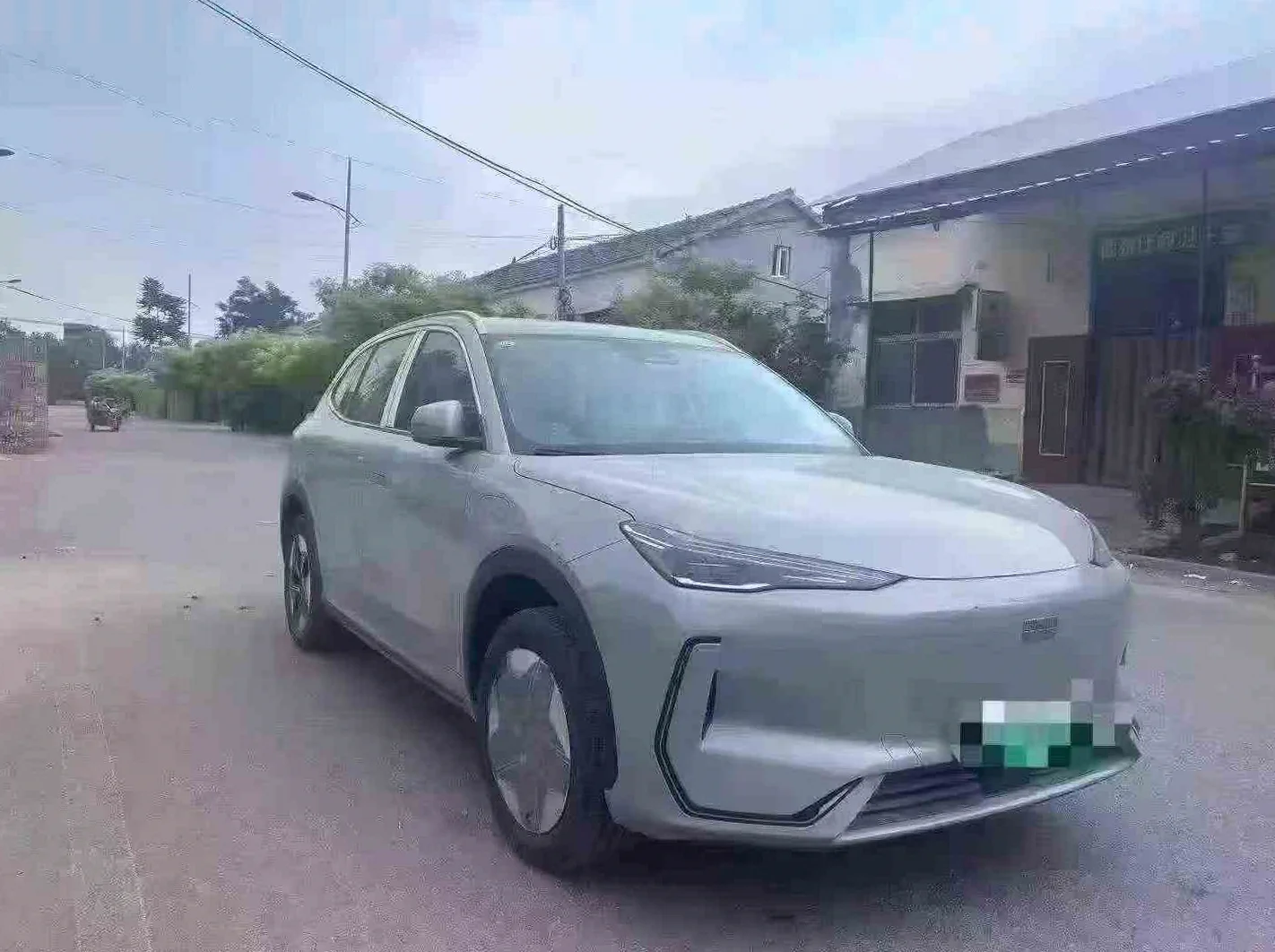 吉利银河 正面外观三