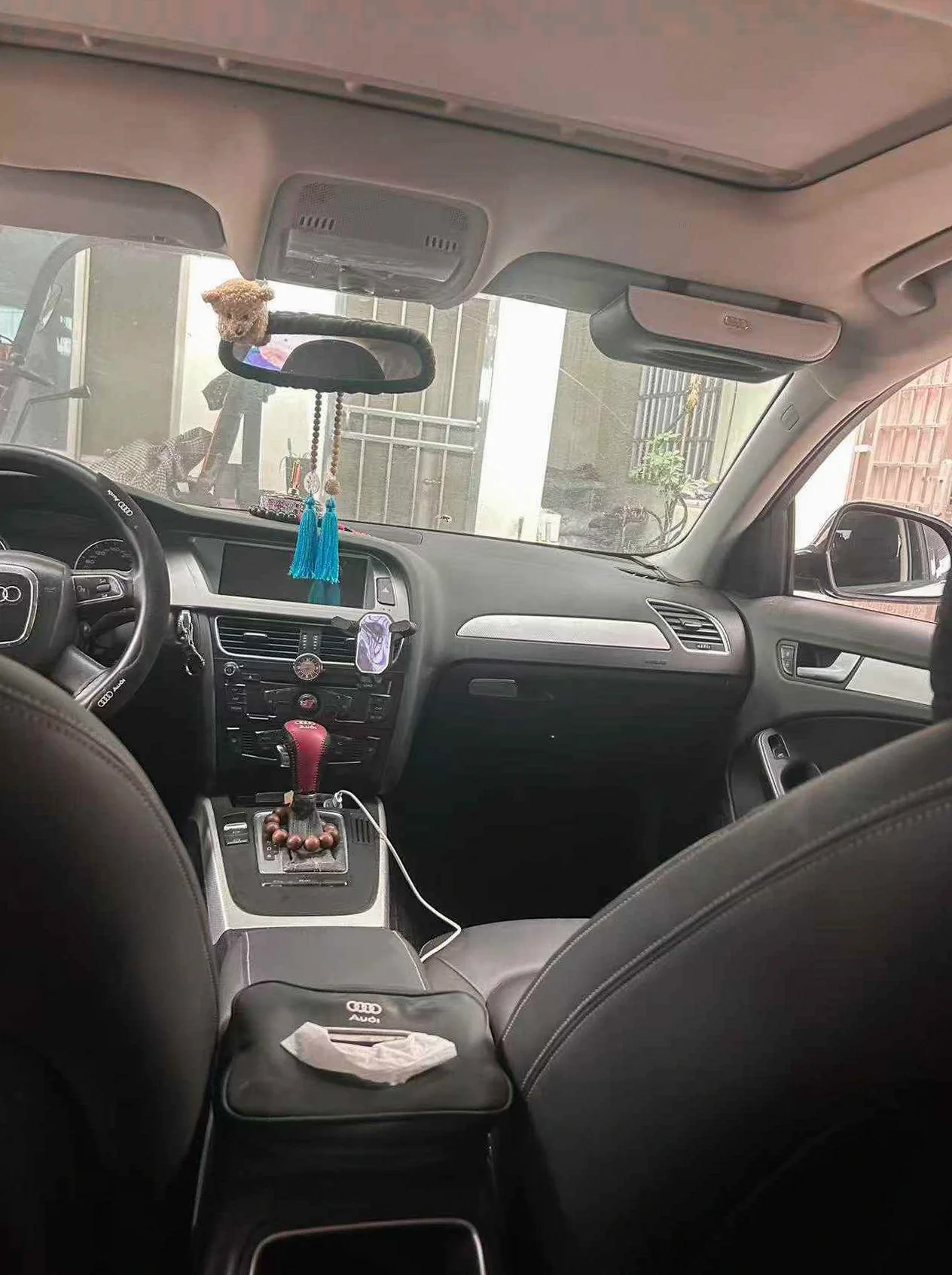 奥迪A4L 正面外观三