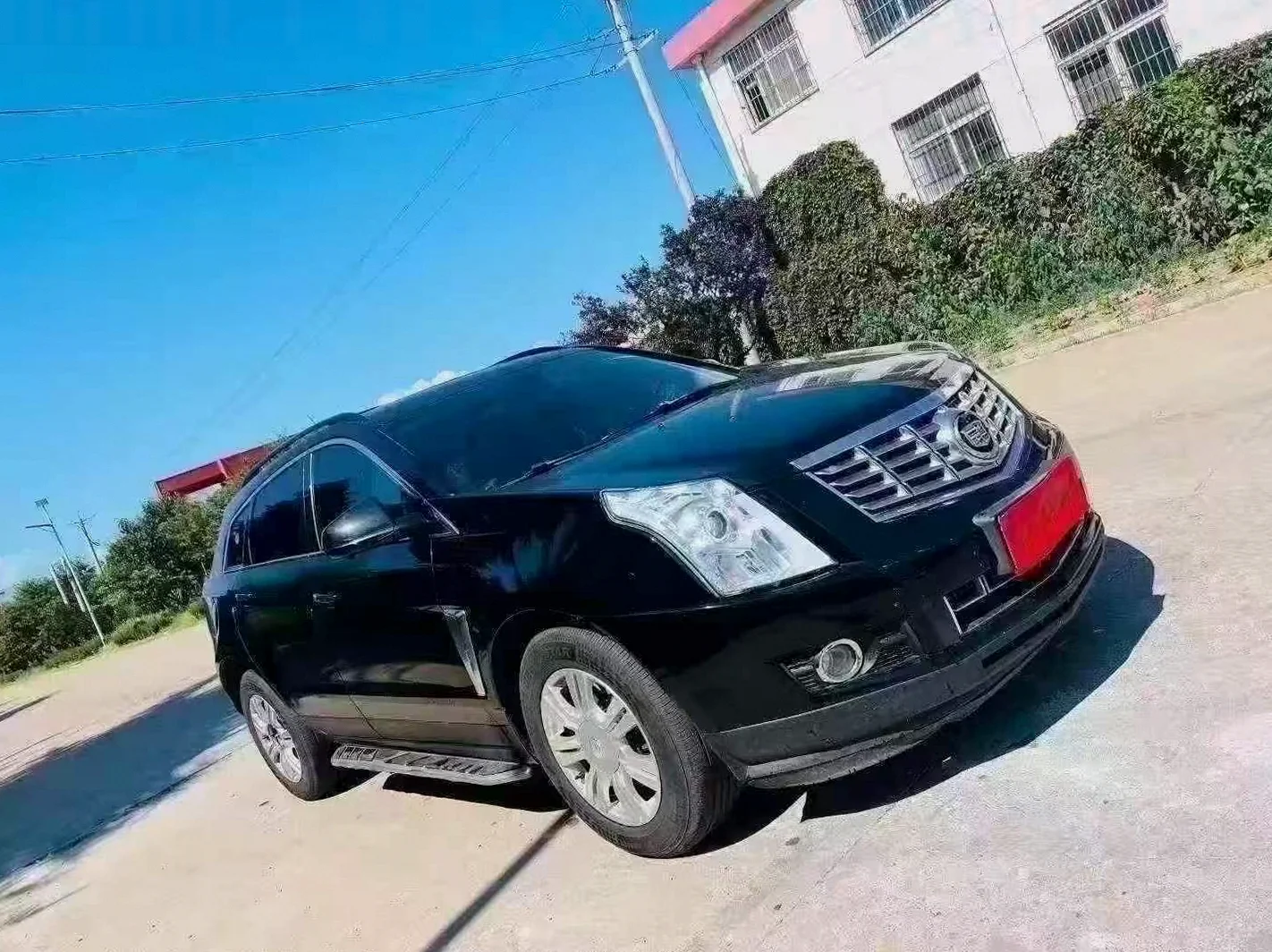 凯迪拉克SRX 正面外观二