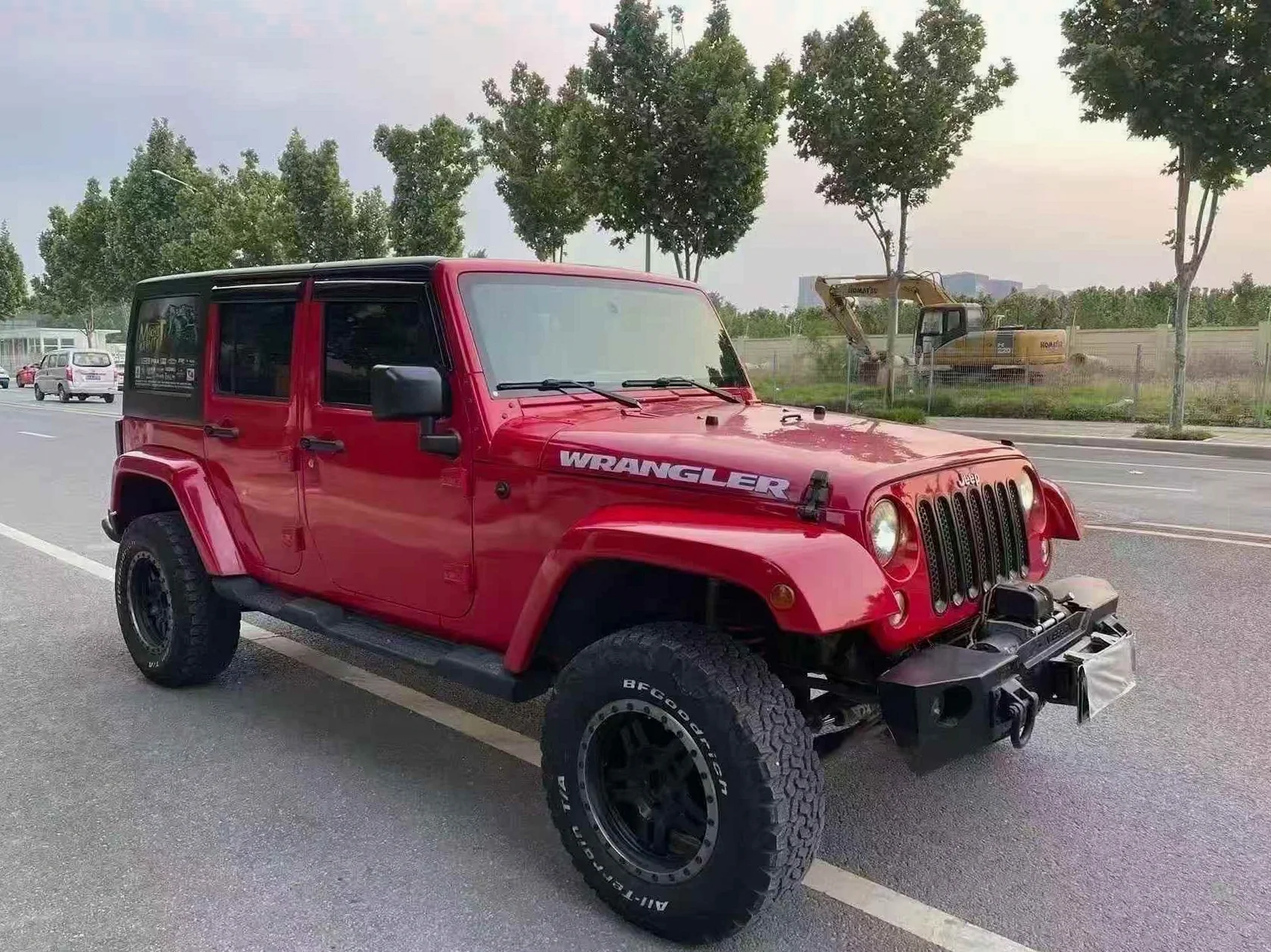 Jeep牧马人 正面外观三