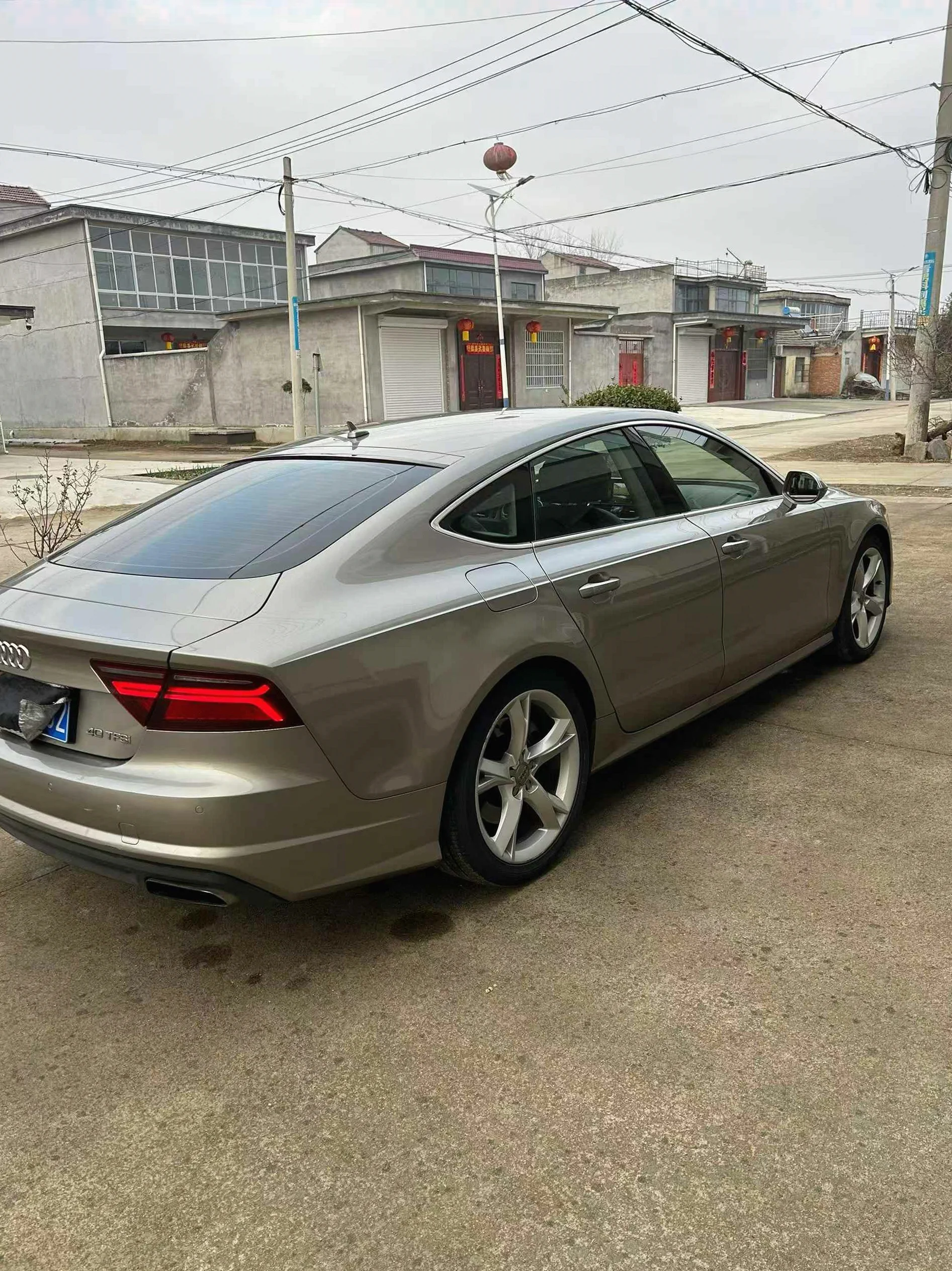奥迪A7L 内饰后排