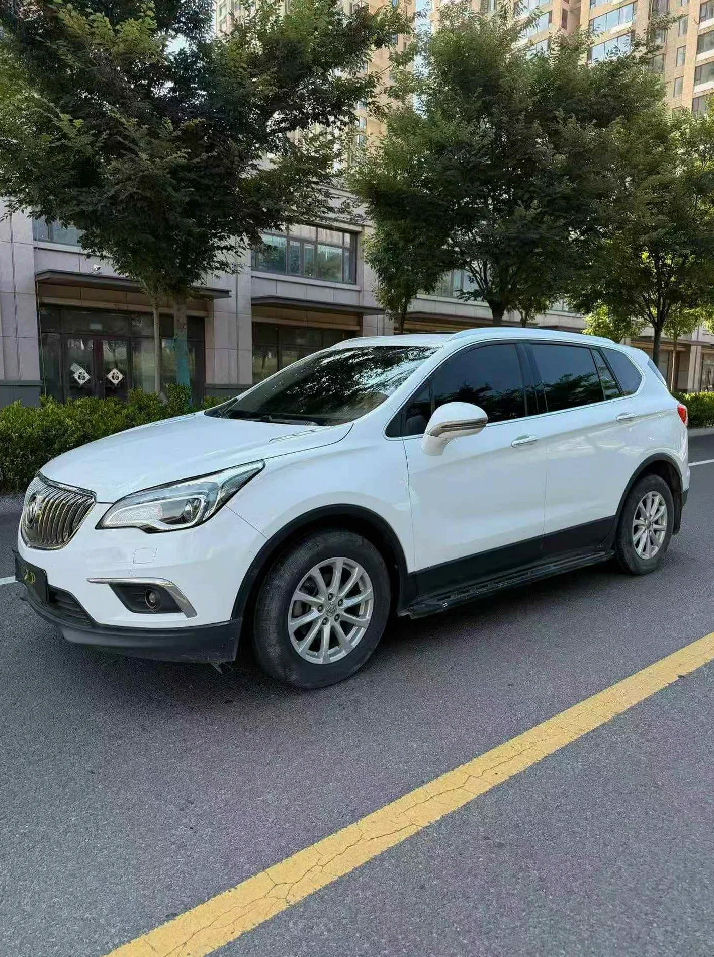 别克昂科威 正面外观三