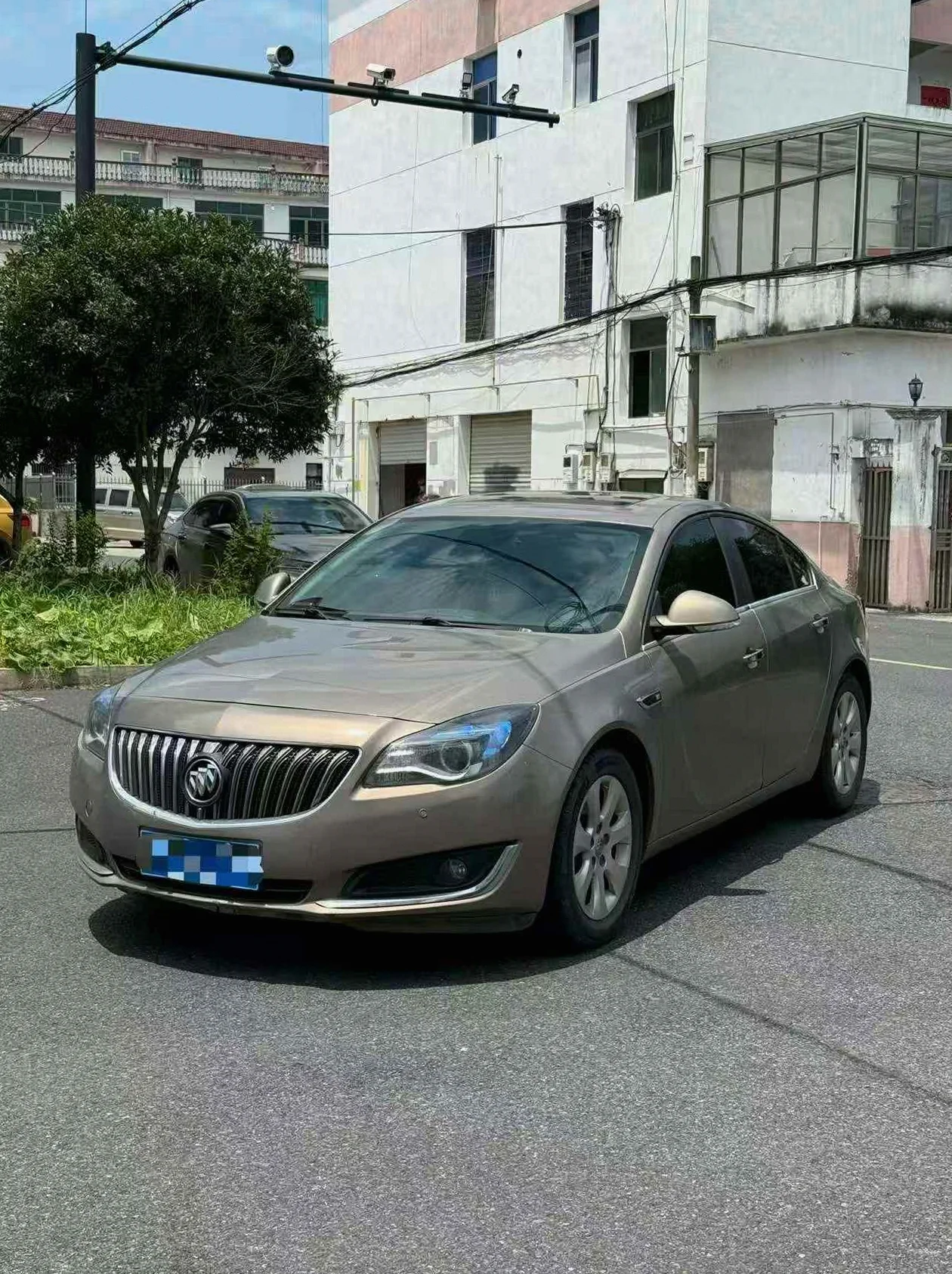 别克君威 正面外观三