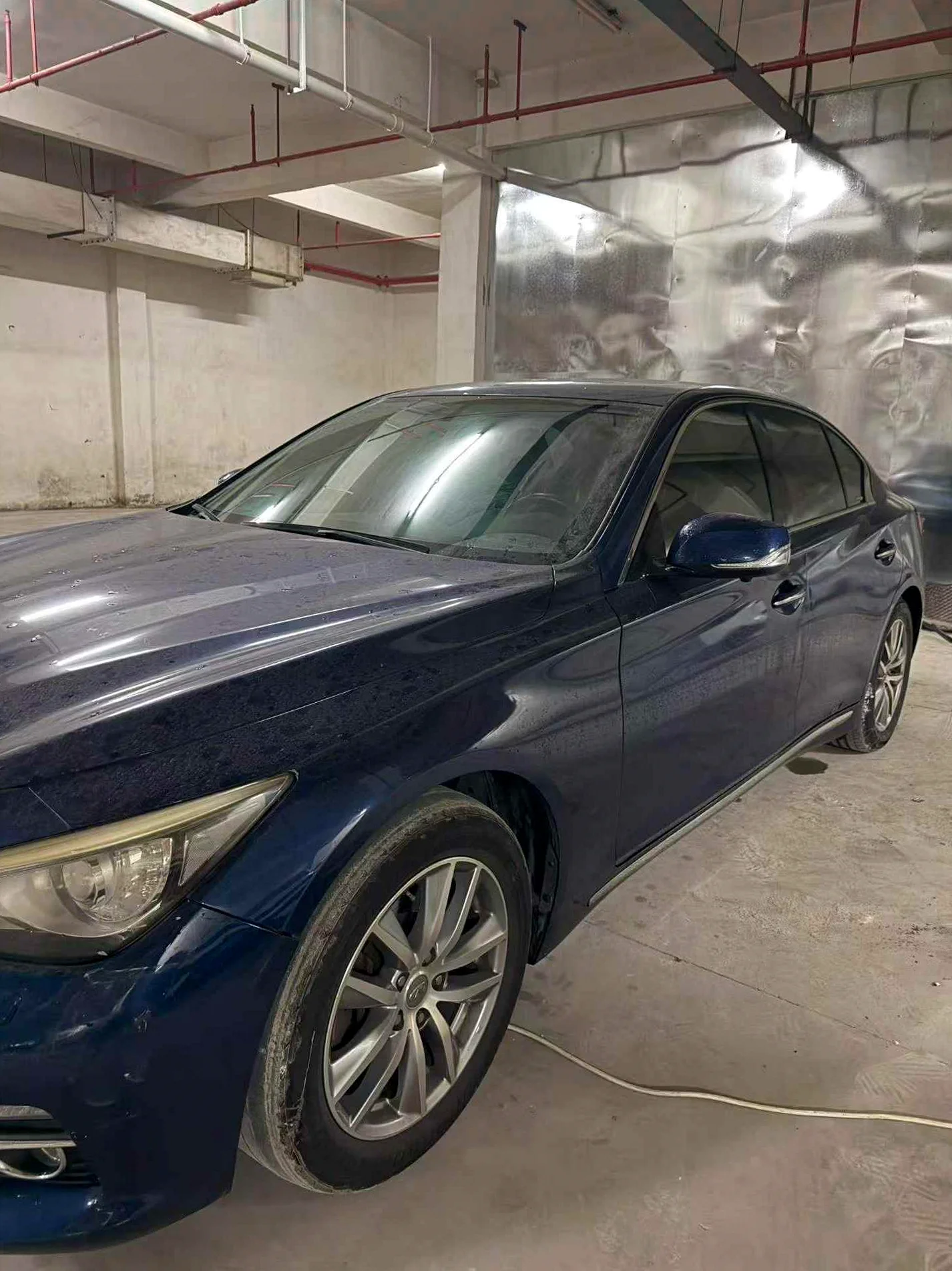 英菲尼迪Q50 正面外观三