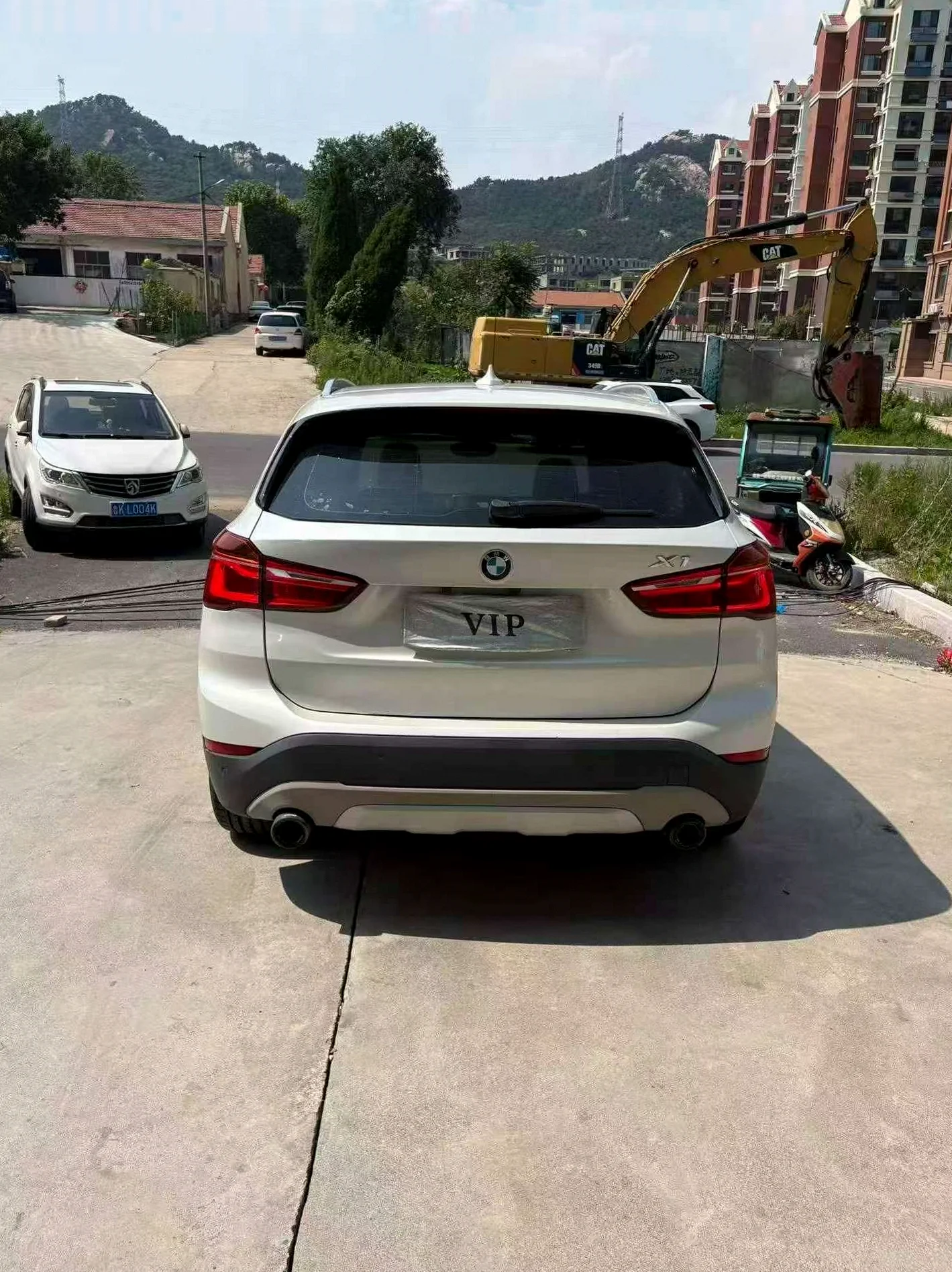 宝马X1 后面外观三