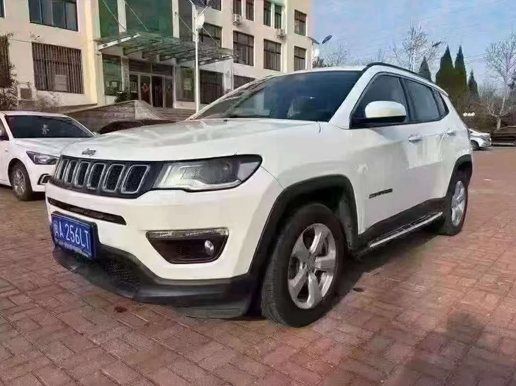 Jeep指南者 正面外观二