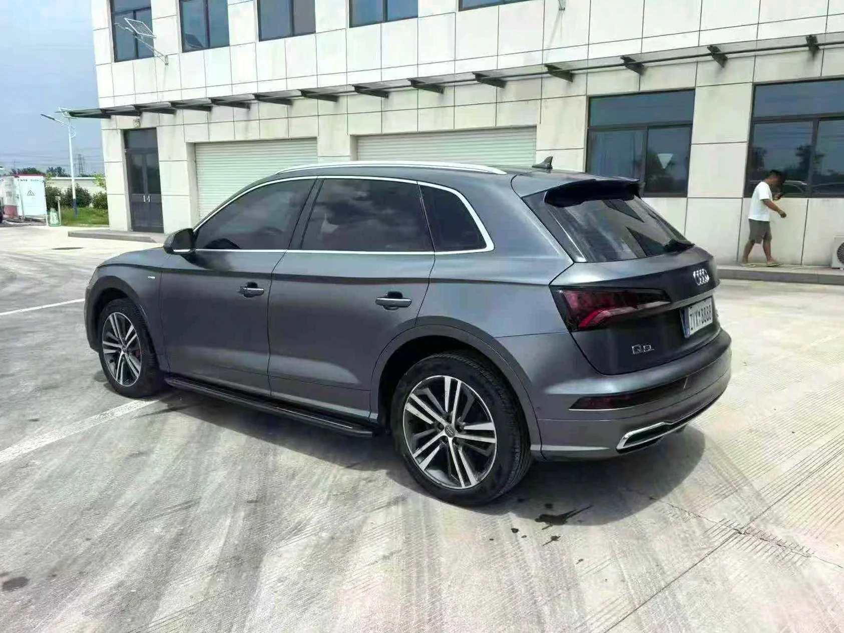 奥迪Q5 正面外观三