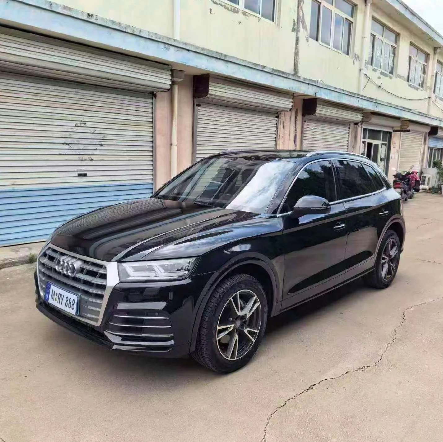奥迪Q5 正面外观三