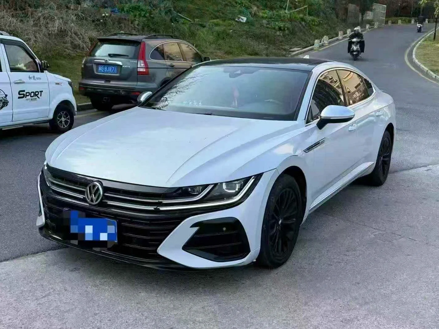 大众CC 正面外观三