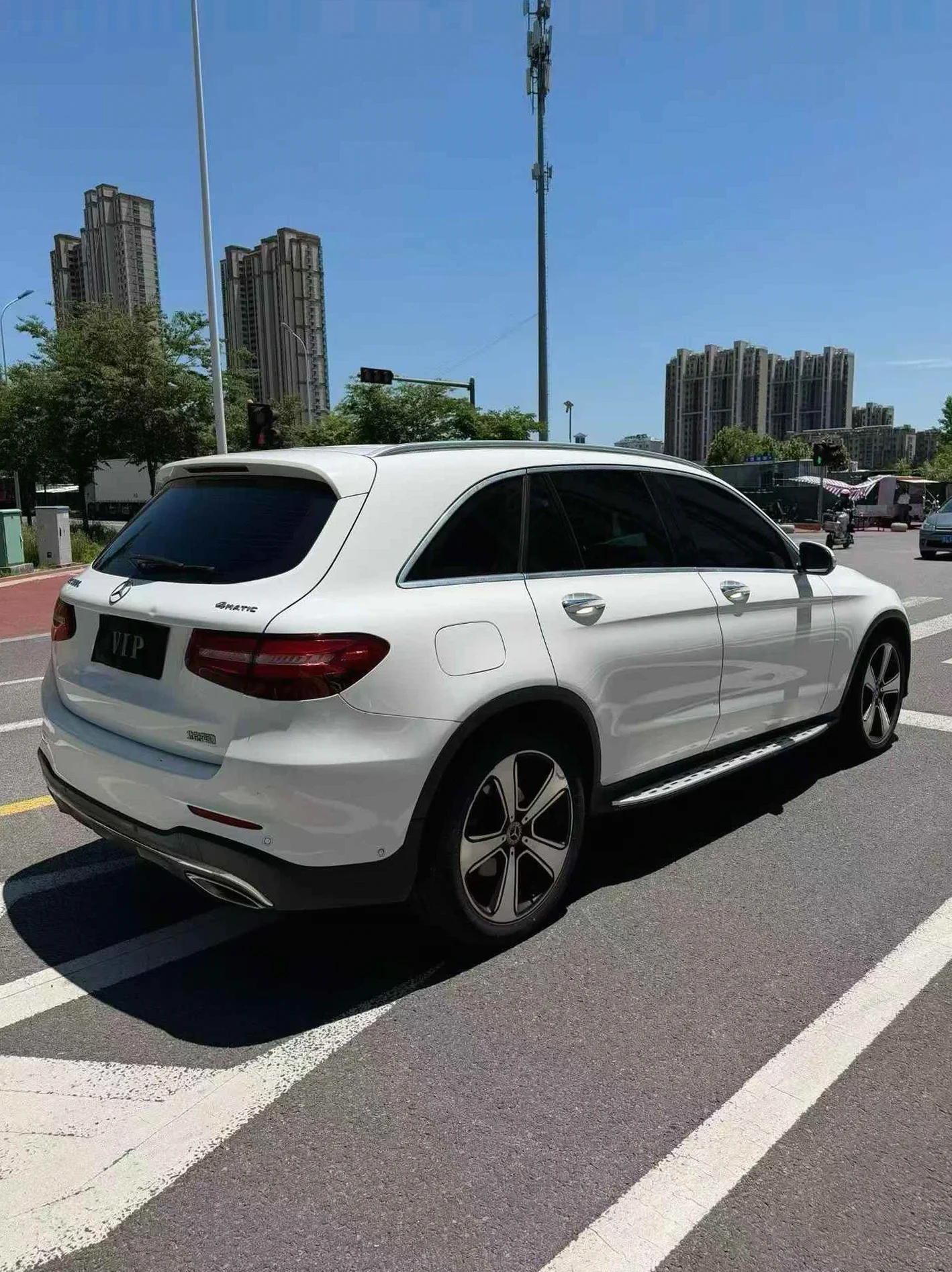 奔驰GLC 后面外观三