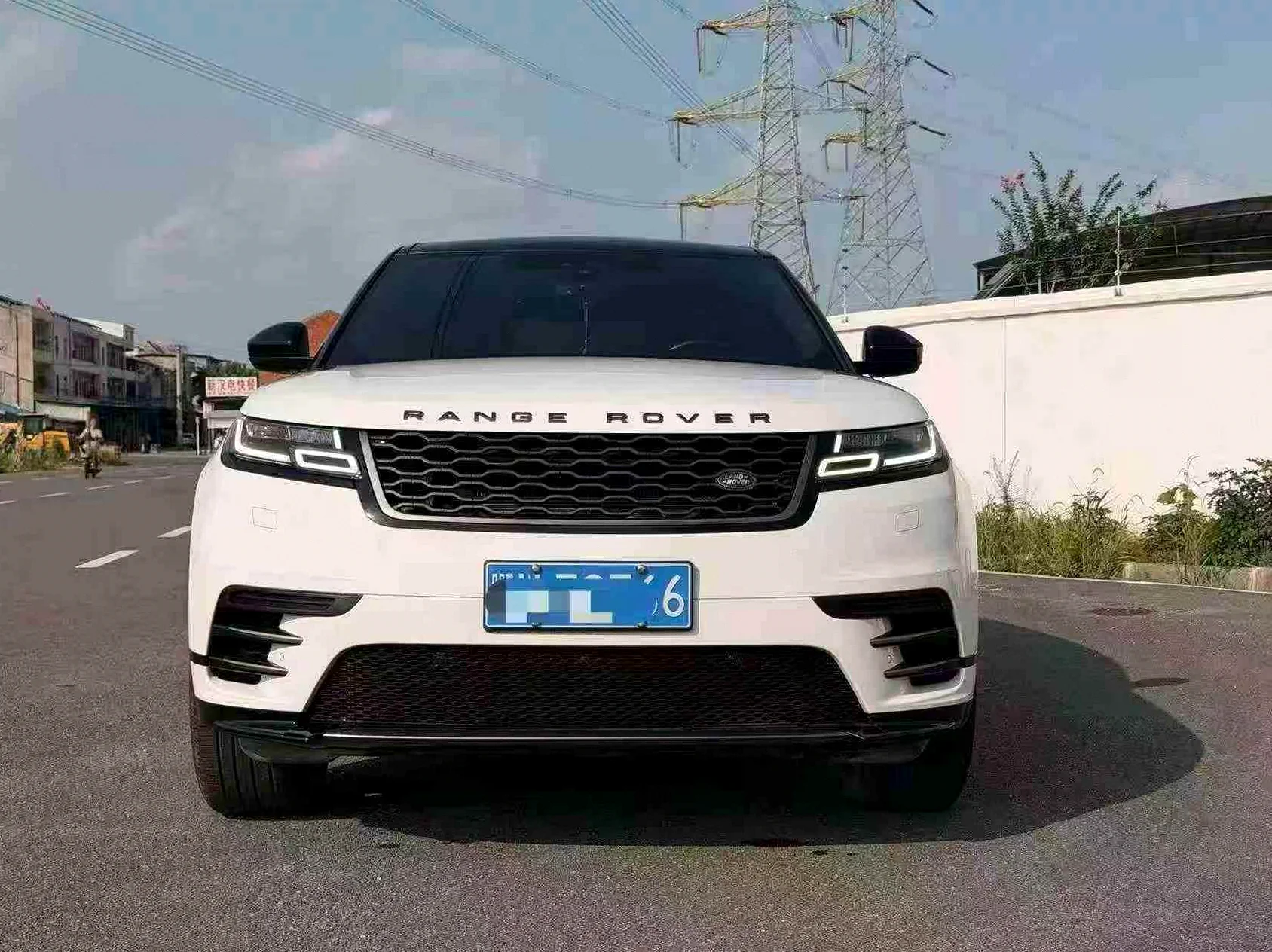 路虎揽胜星脉 正面外观二