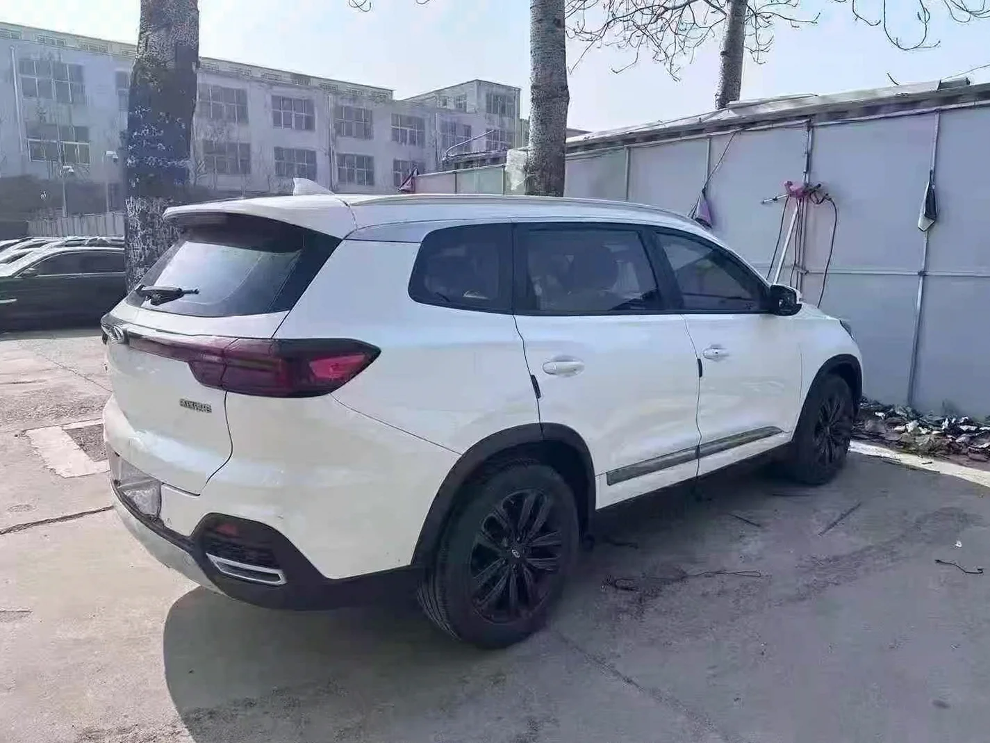 奇瑞瑞虎 驾驶室